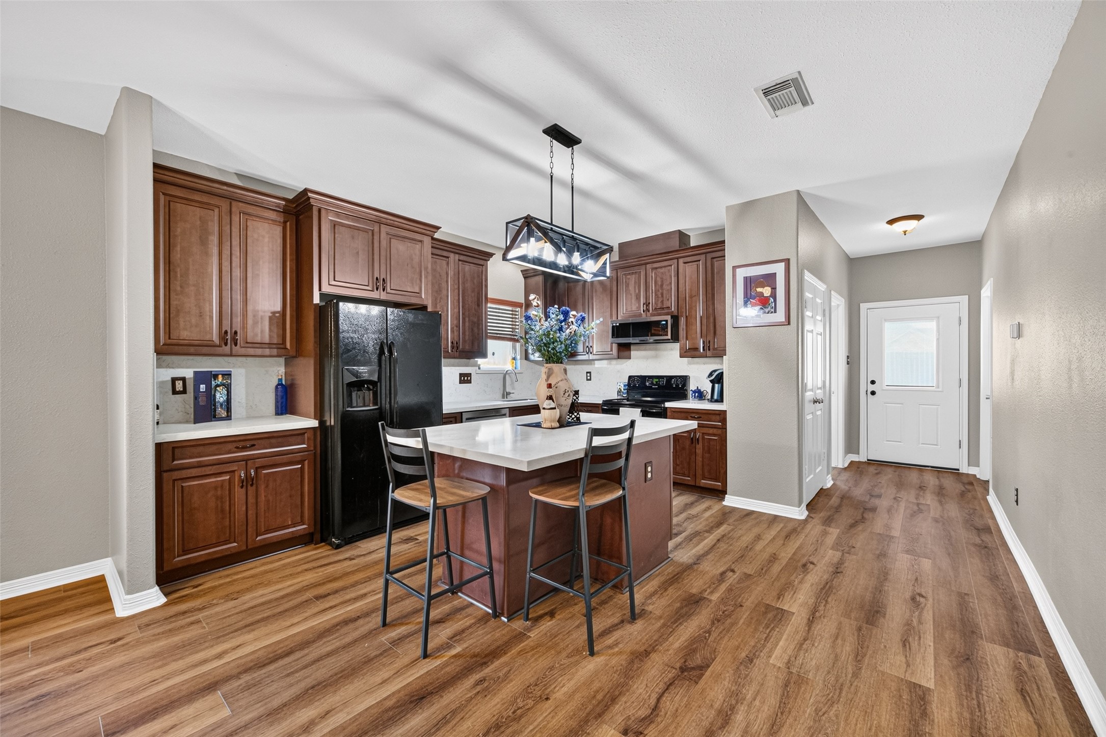 21310 Sweet Grass Lane Property Photo 9