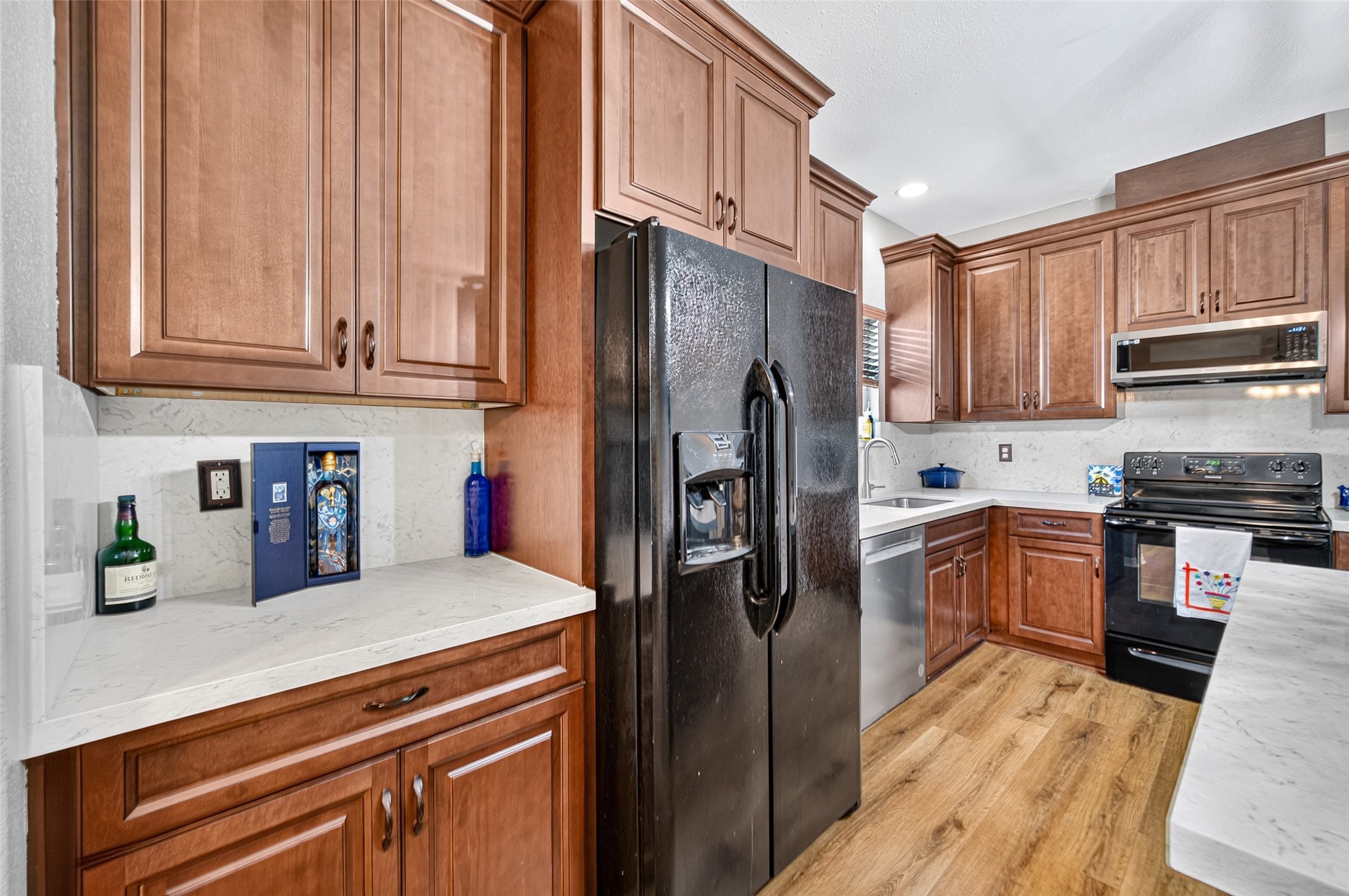 21310 Sweet Grass Lane Property Photo 11