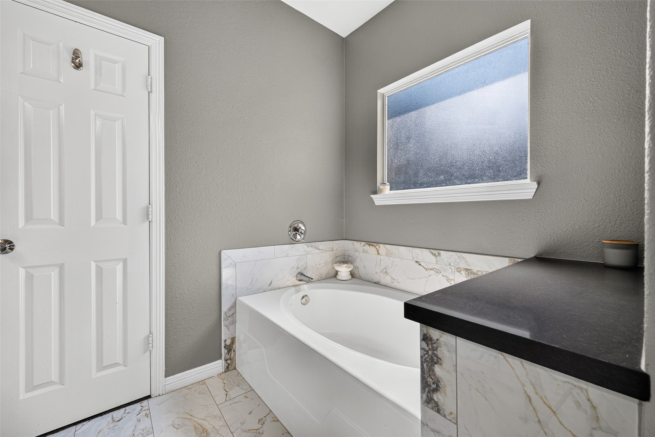 21310 Sweet Grass Lane Property Photo 17