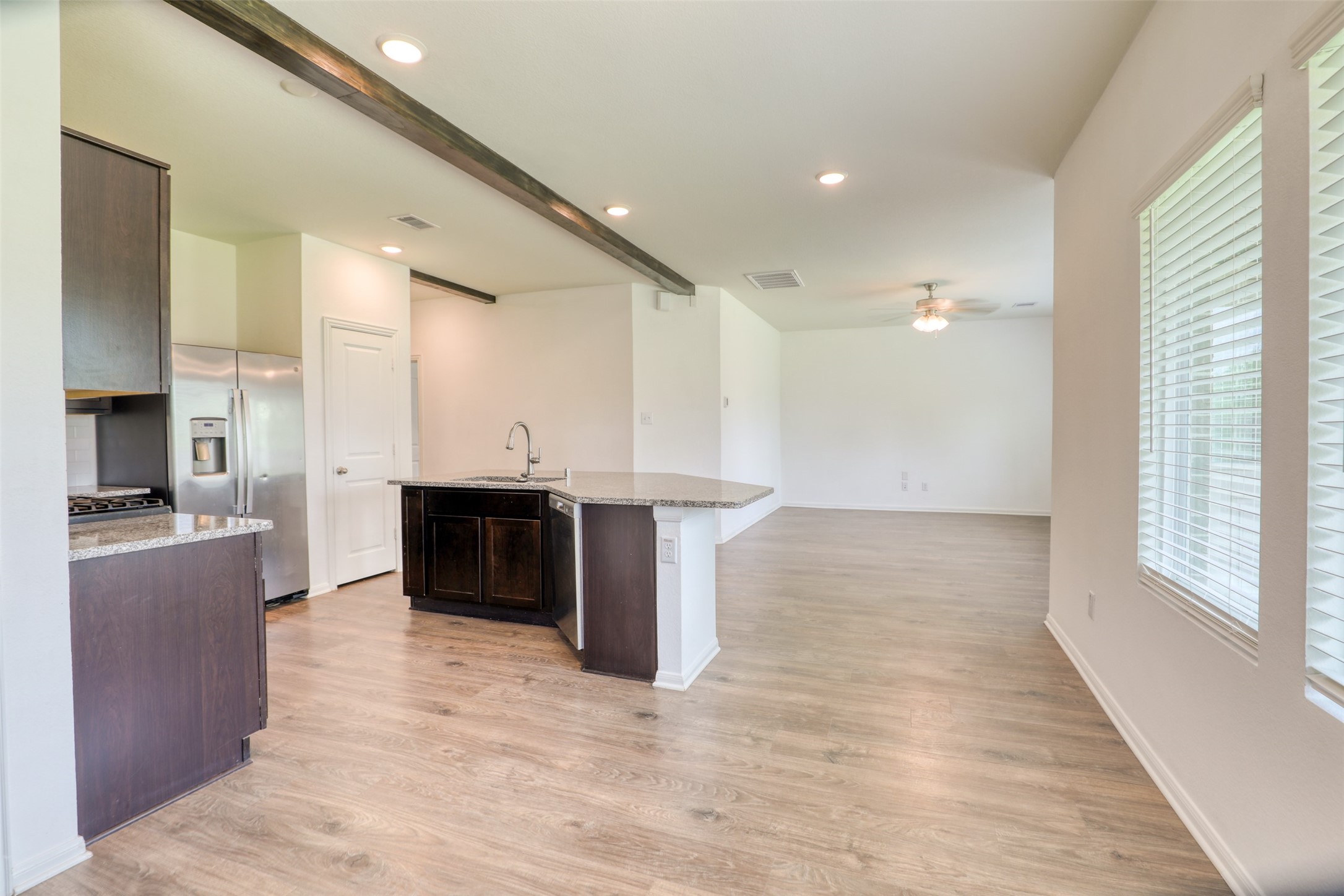 407 Magnolia Street Property Photo 10