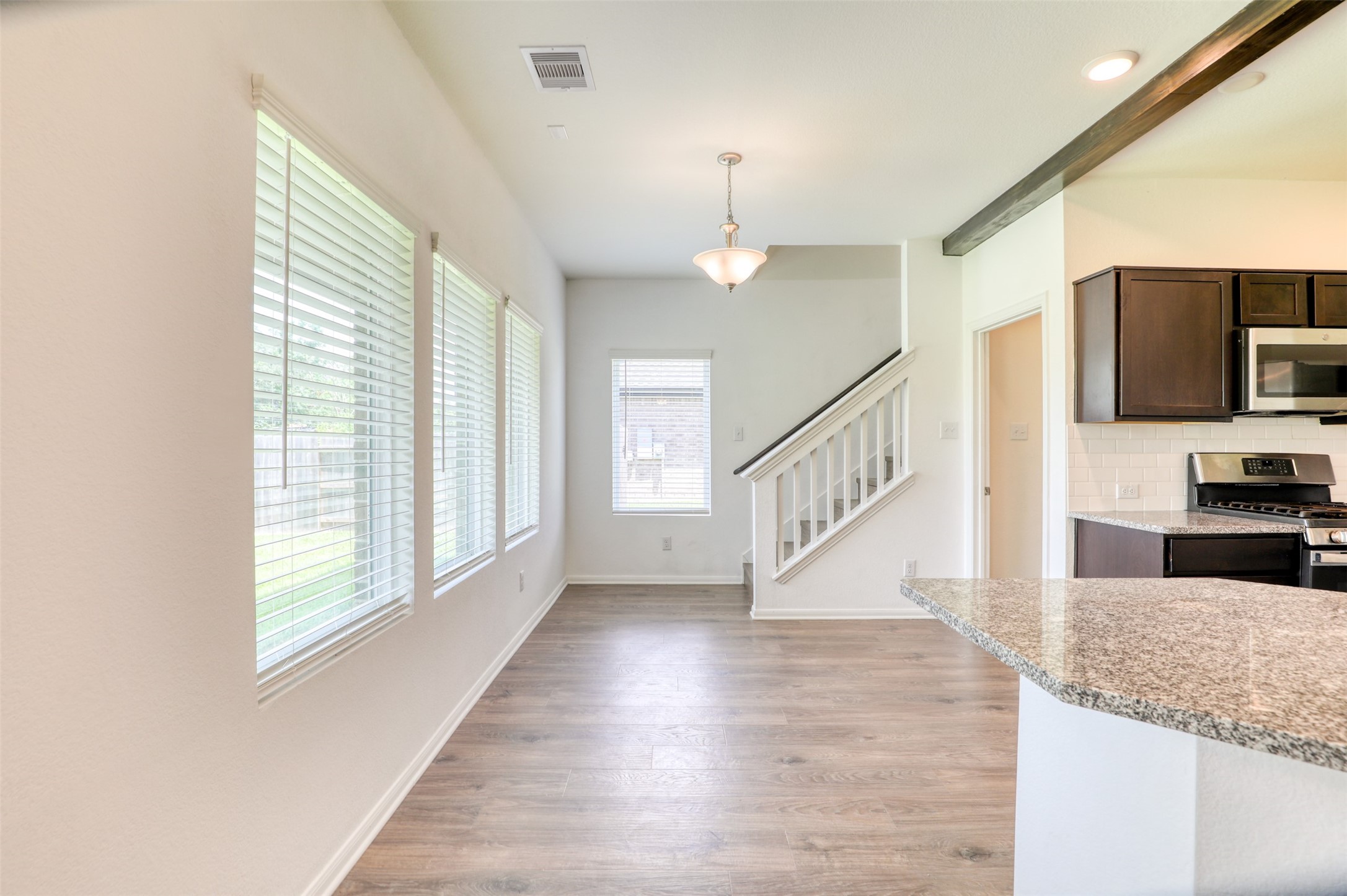 407 Magnolia Street Property Photo 14