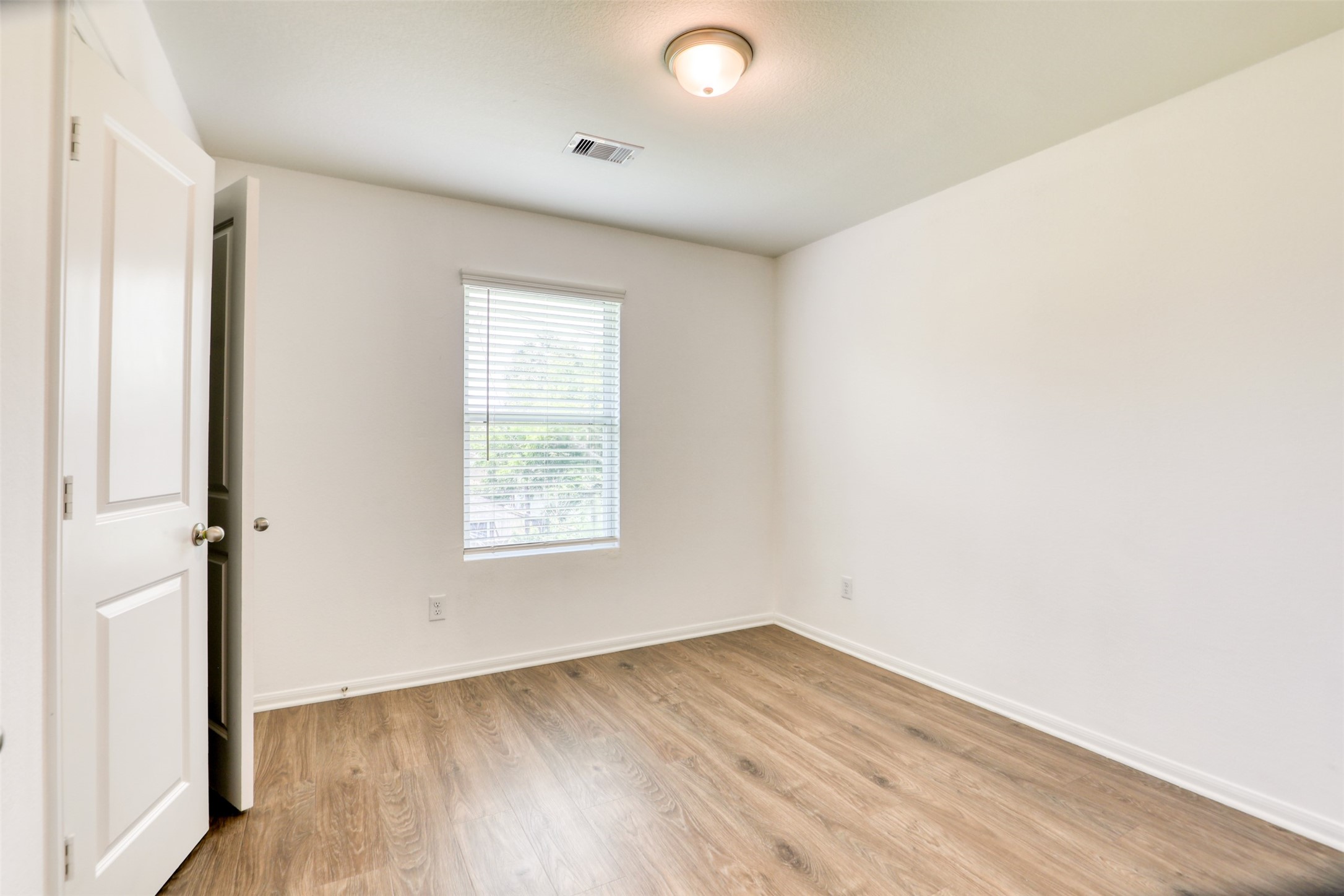 407 Magnolia Street Property Photo 21