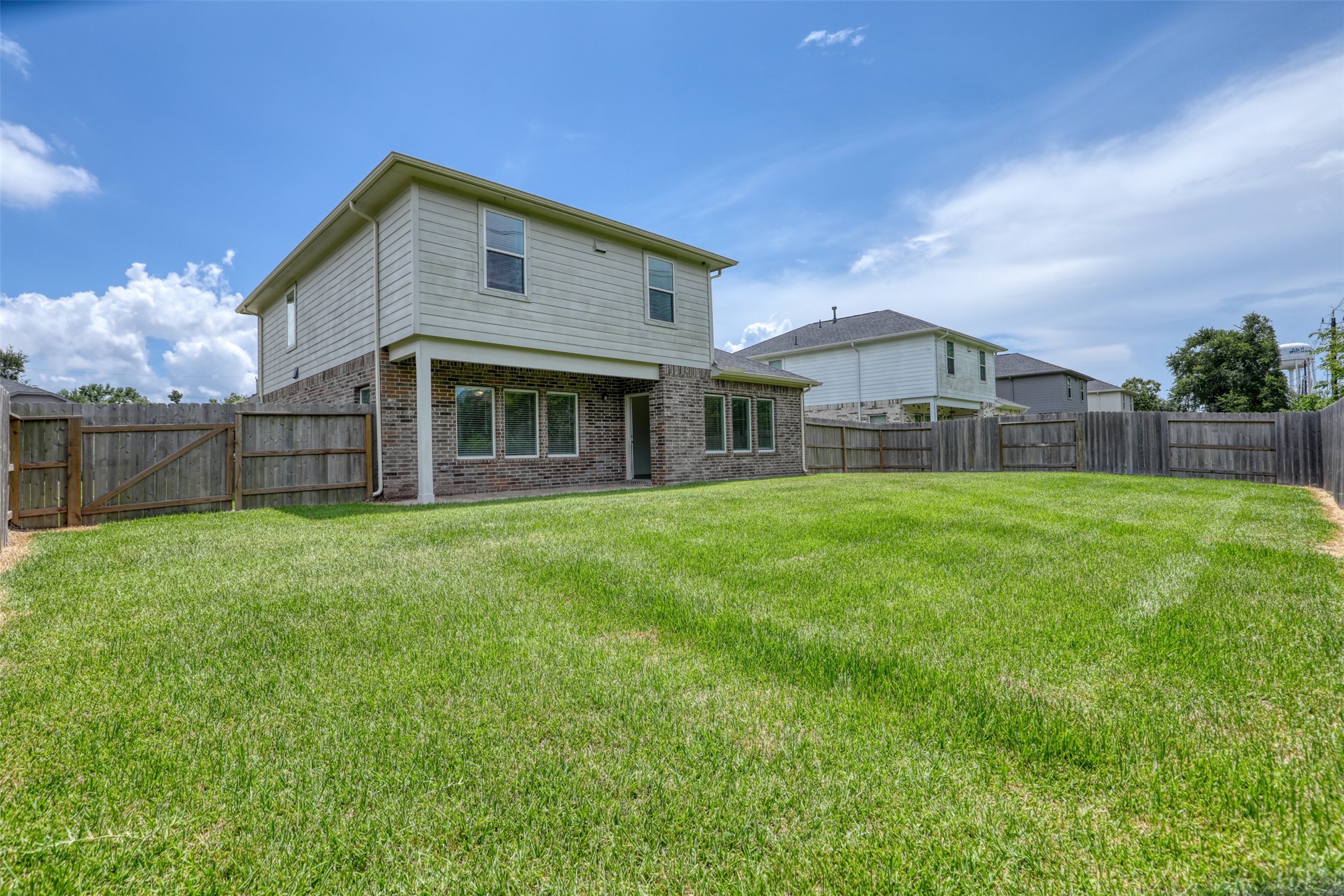 407 Magnolia Street Property Photo 28