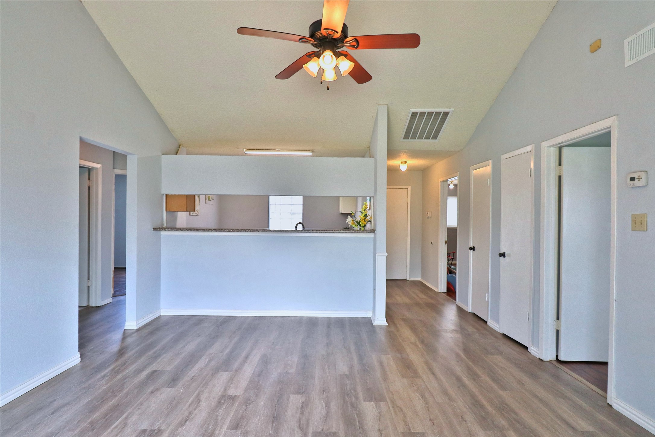 2706 S Brompton Drive Property Photo 8