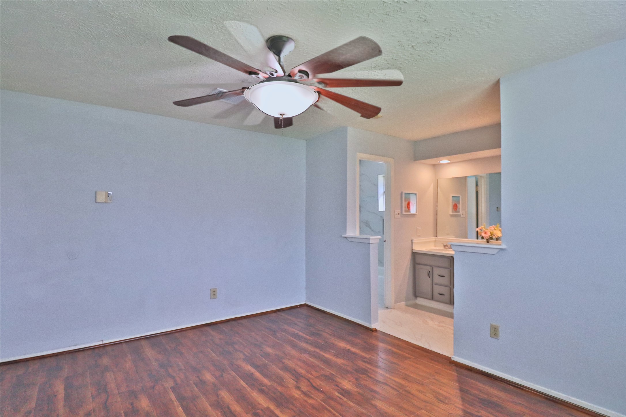 2706 S Brompton Drive Property Photo 22