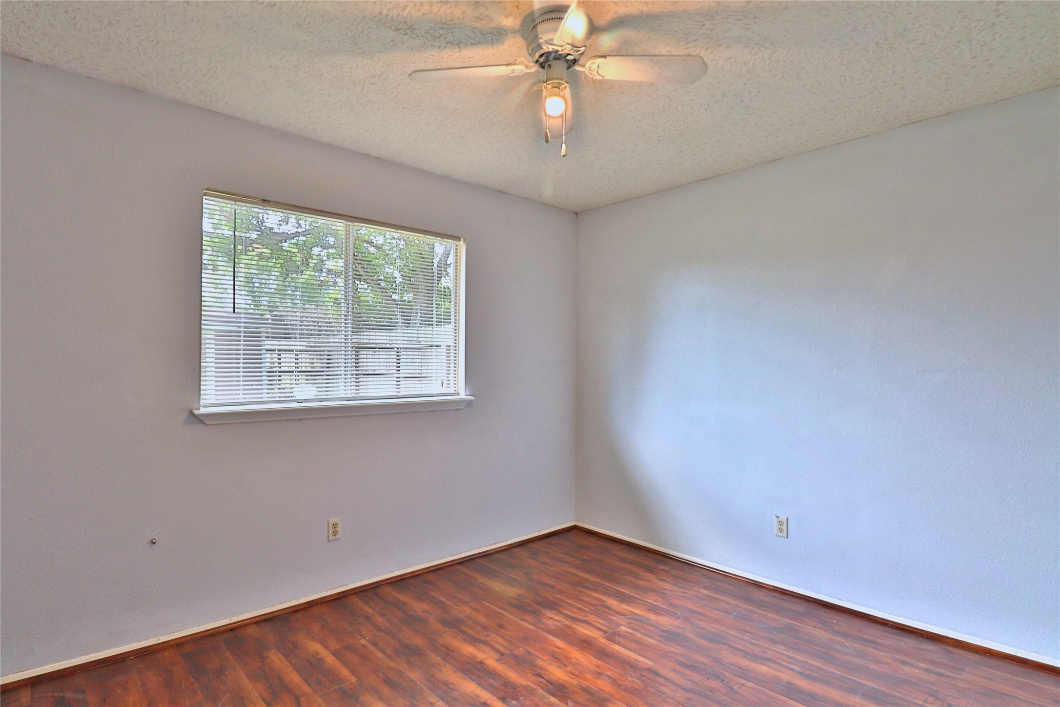 2706 S Brompton Drive Property Photo 24