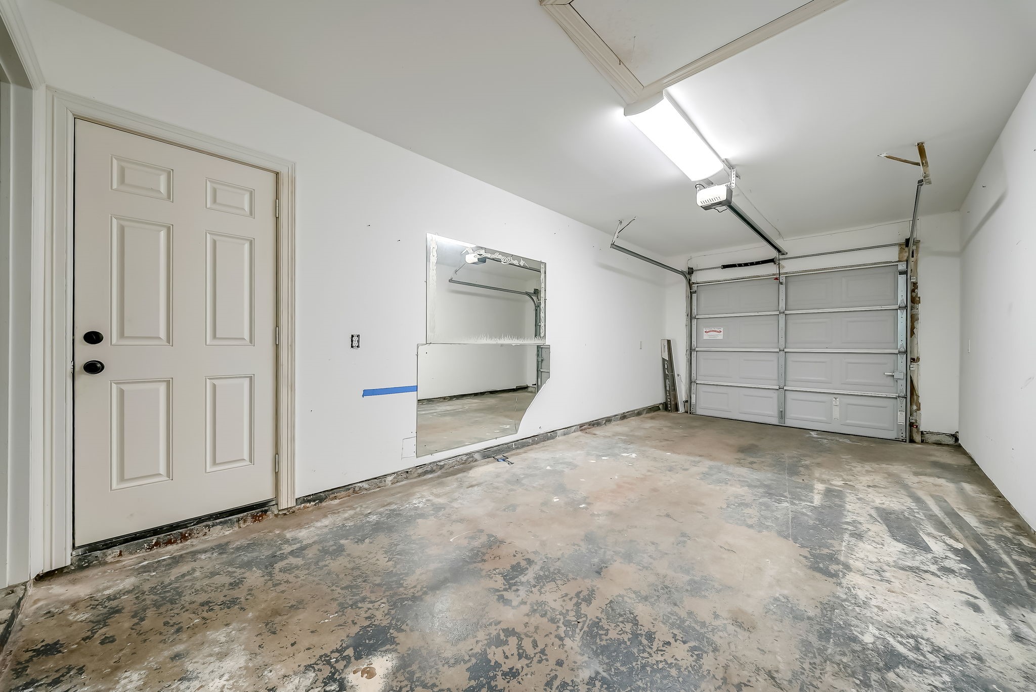 3302 Longwood Drive Property Photo 14
