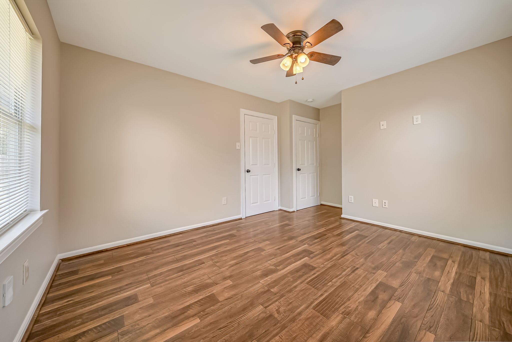 3302 Longwood Drive Property Photo 22