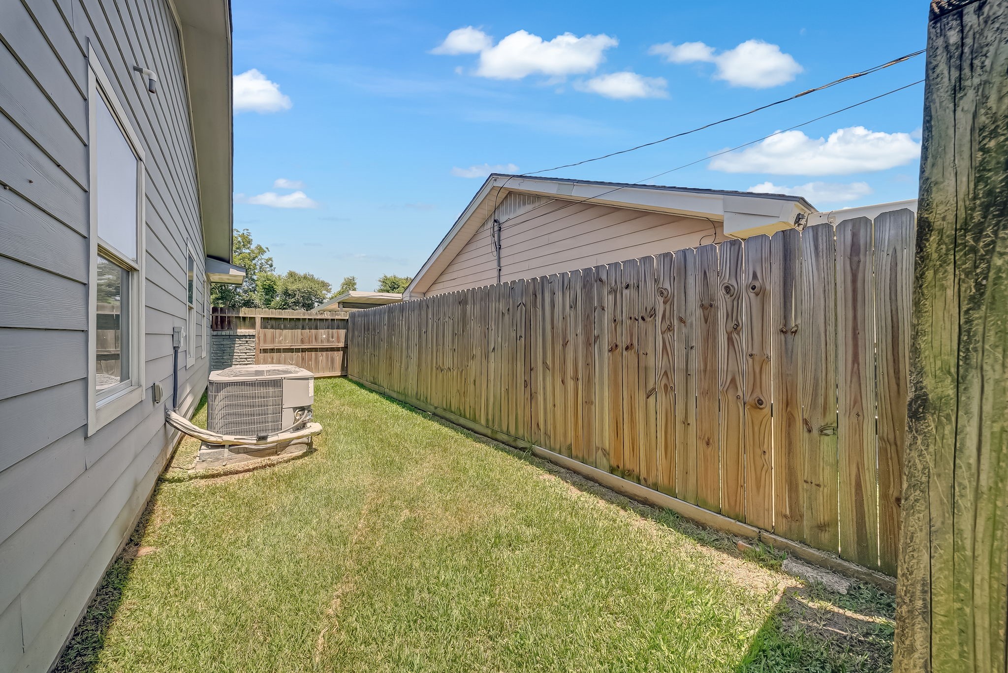 3302 Longwood Drive Property Photo 25
