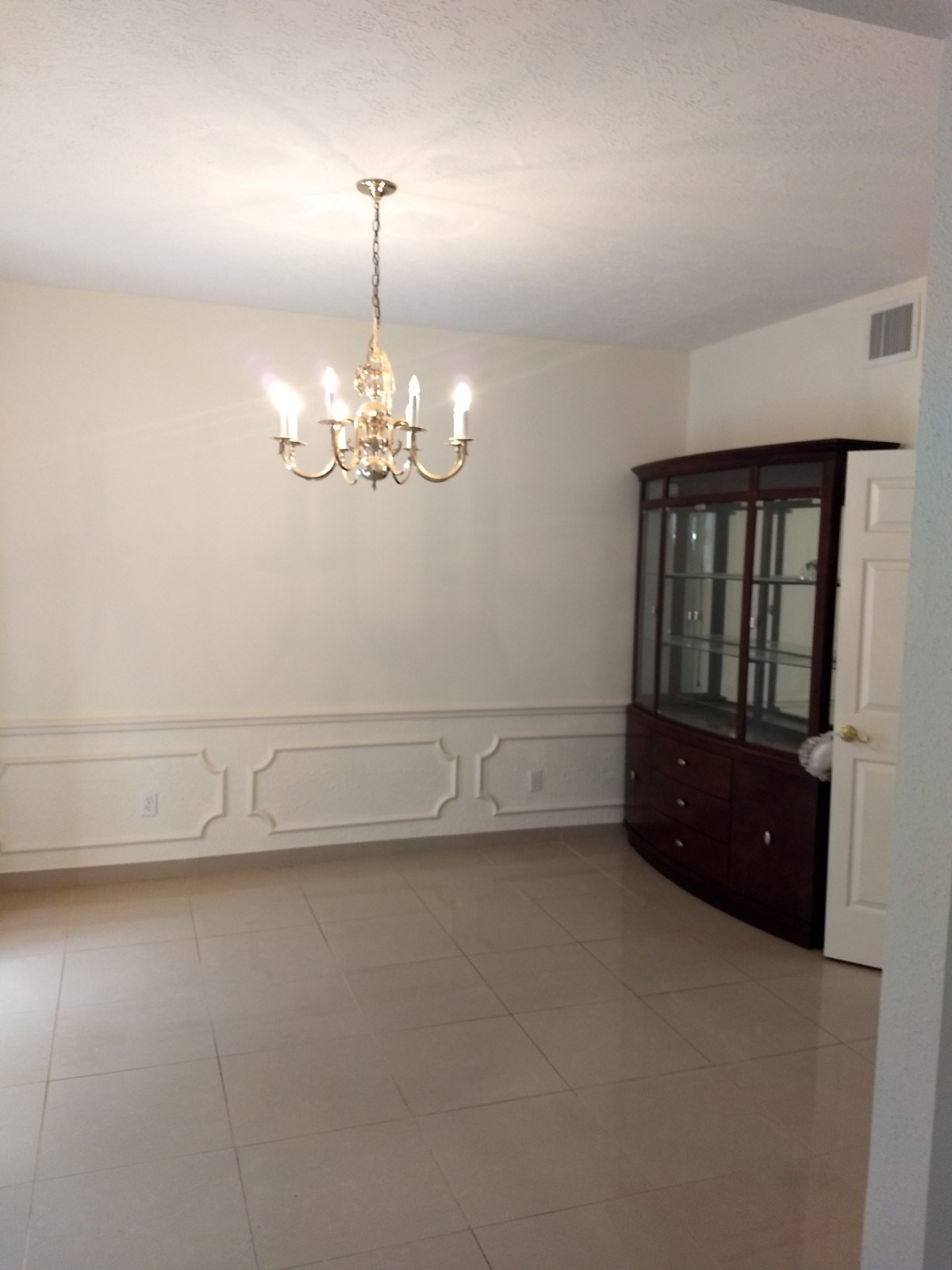 7211 N Hearthstone Green Drive Property Photo 9