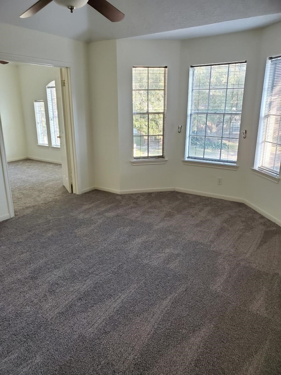 7211 N Hearthstone Green Drive Property Photo 28