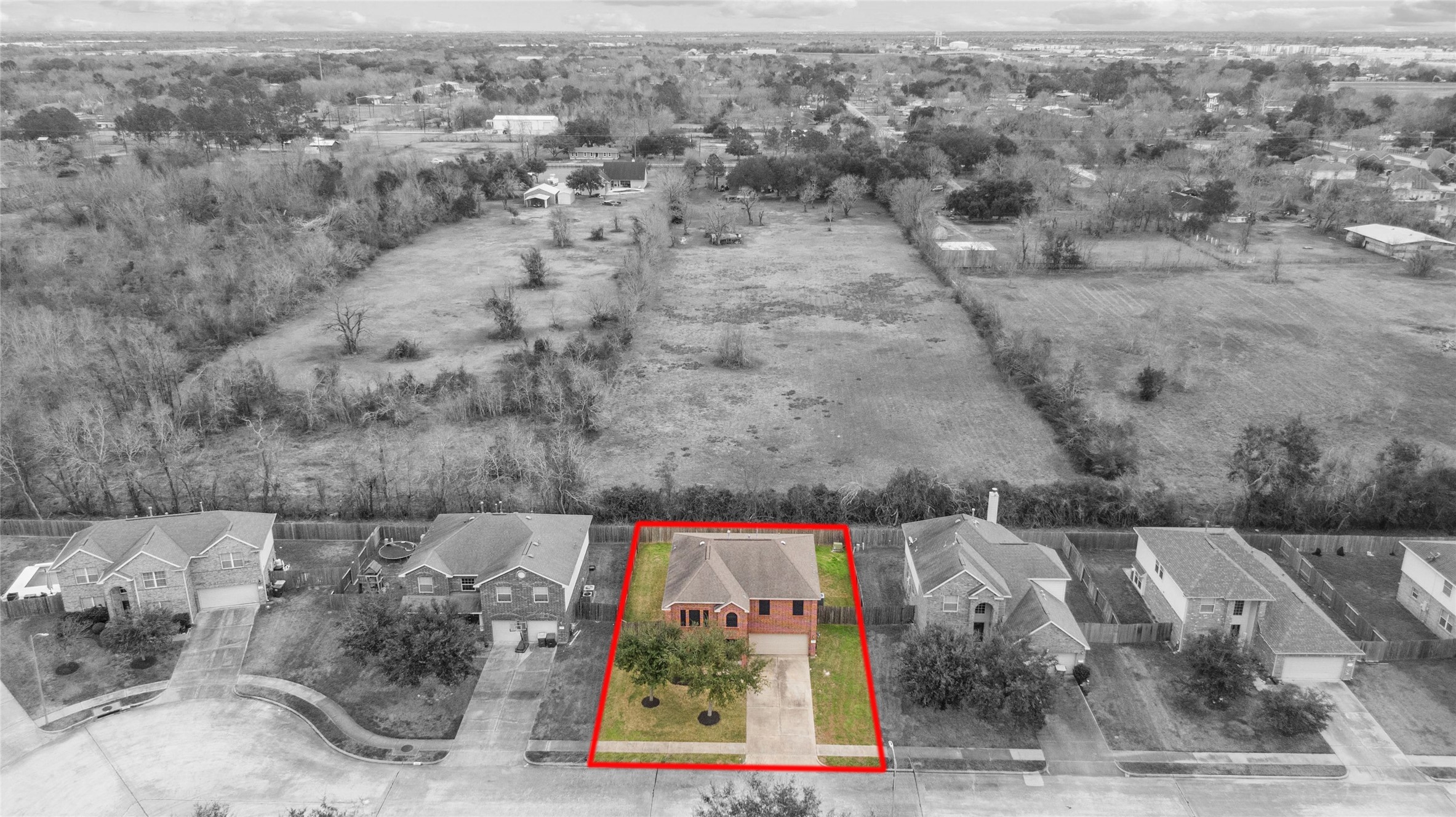 1505 Meadow Wood Drive Property Photo 2