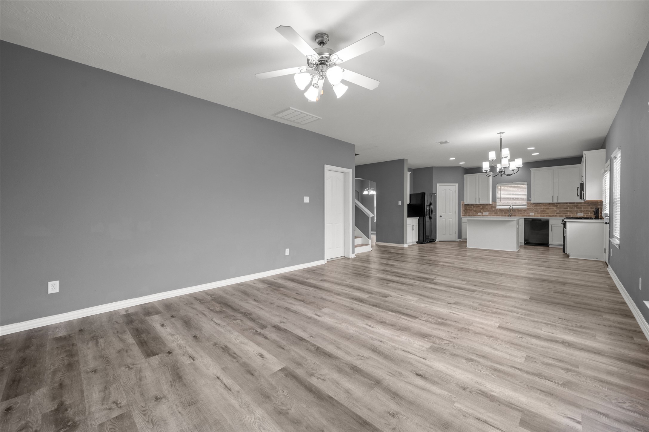 1505 Meadow Wood Drive Property Photo 8