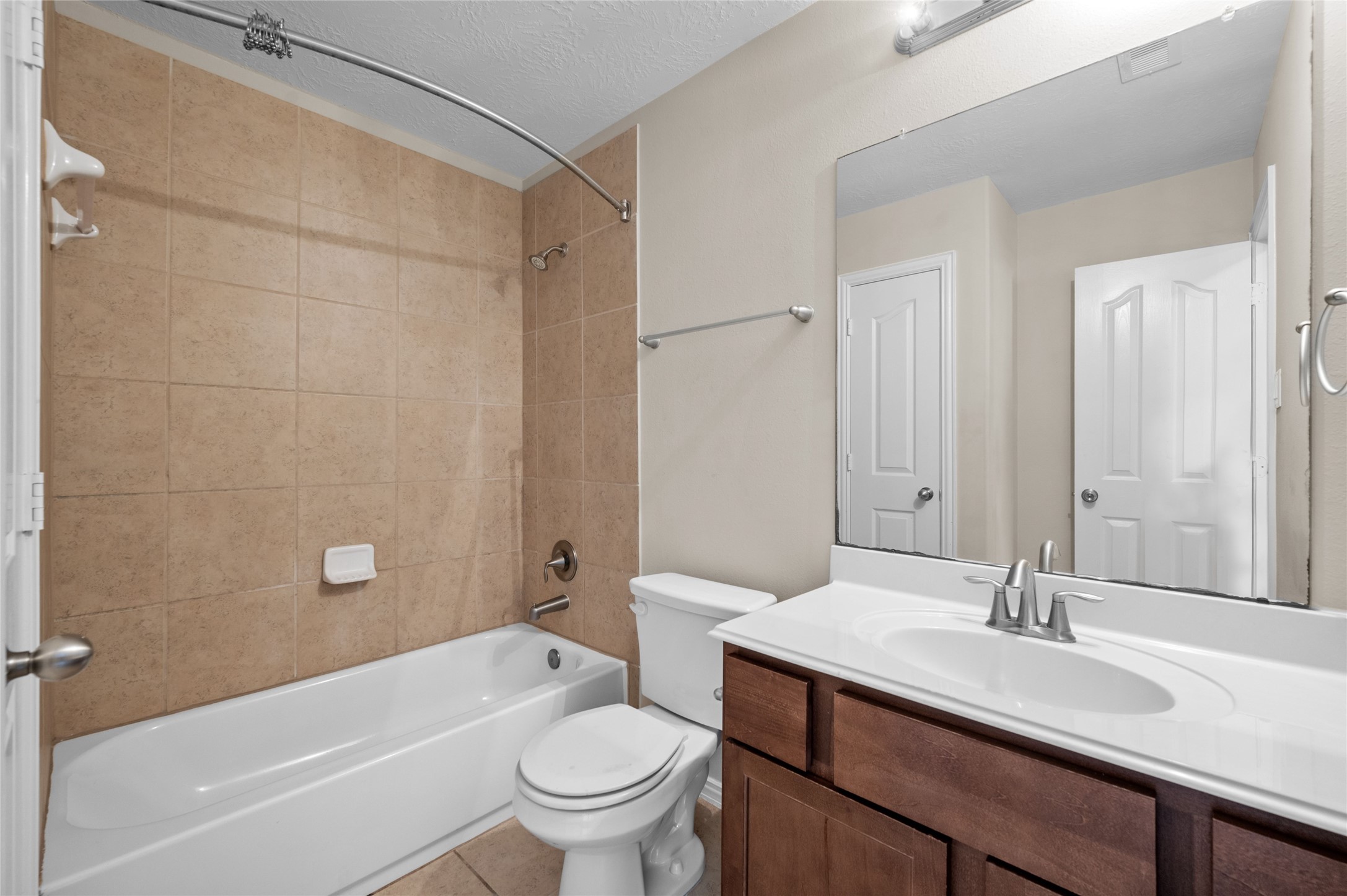1505 Meadow Wood Drive Property Photo 20