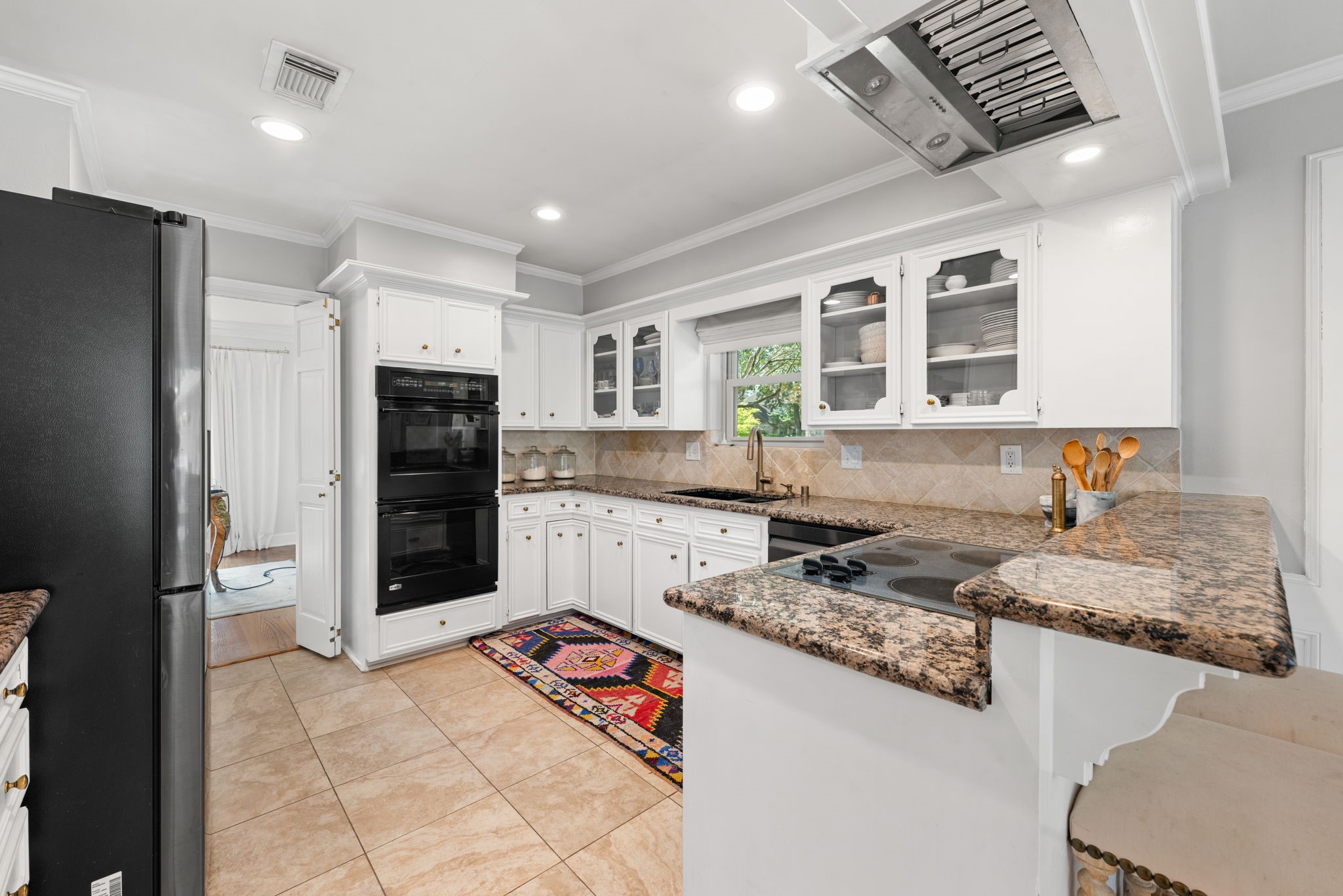 5114 Pebble Springs Drive Property Photo 17