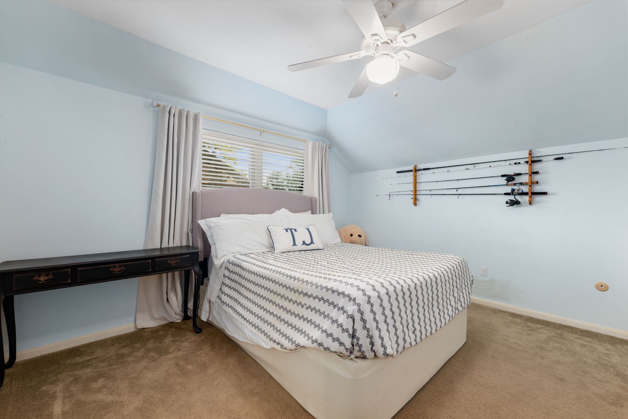 5114 Pebble Springs Drive Property Photo 28