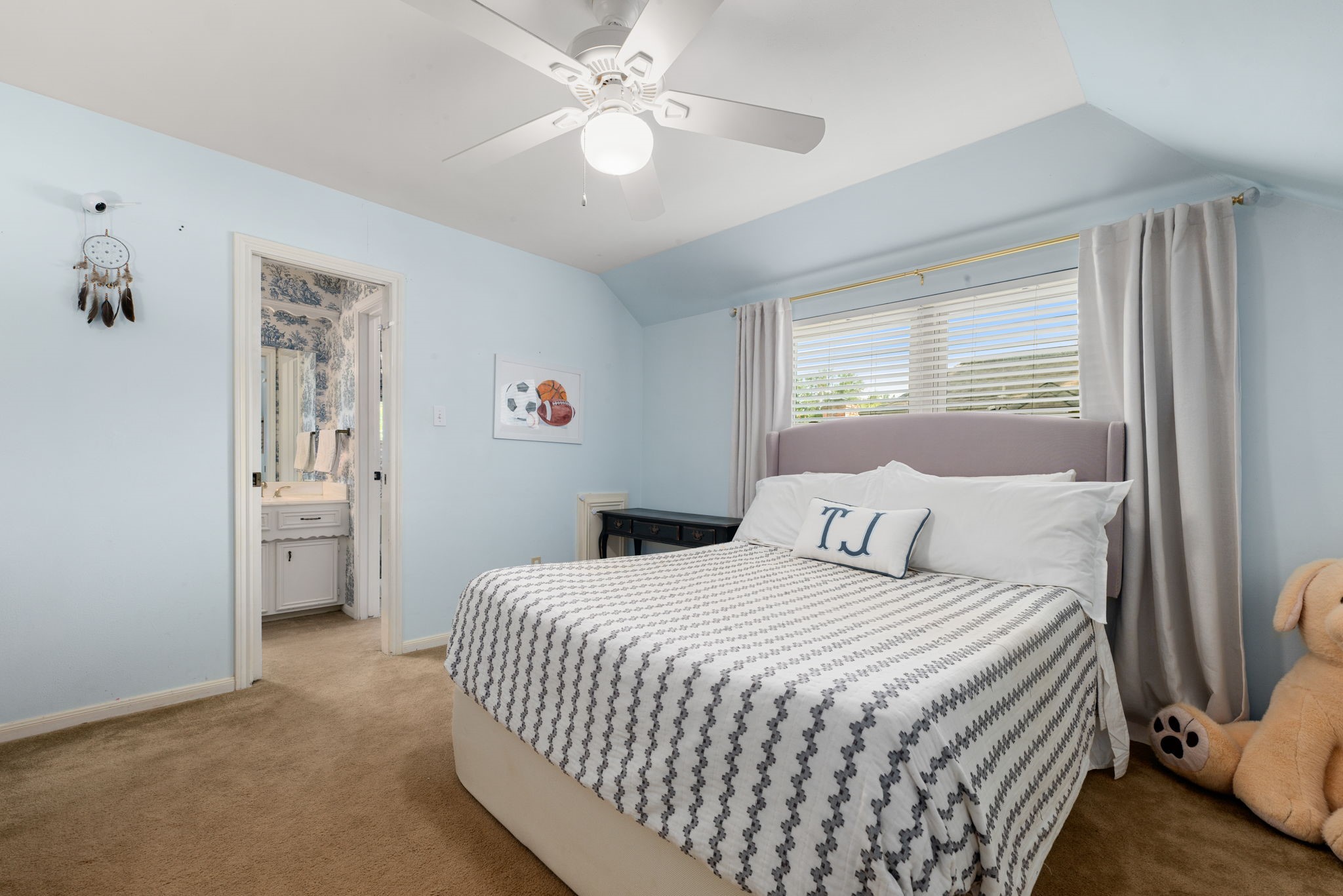 5114 Pebble Springs Drive Property Photo 29