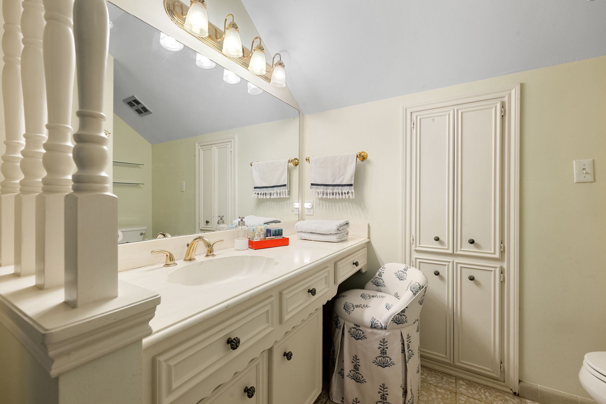 5114 Pebble Springs Drive Property Photo 33