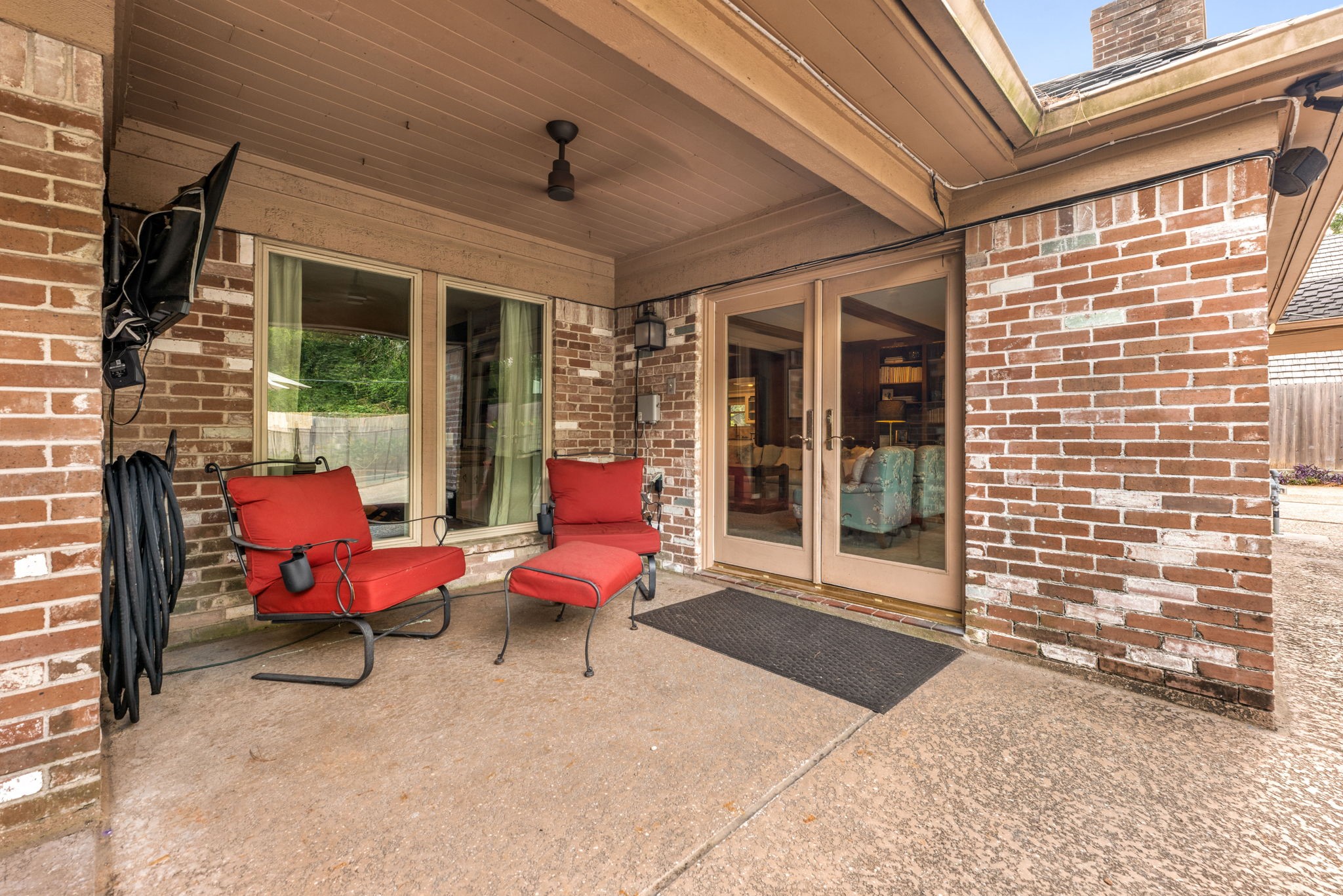5114 Pebble Springs Drive Property Photo 36