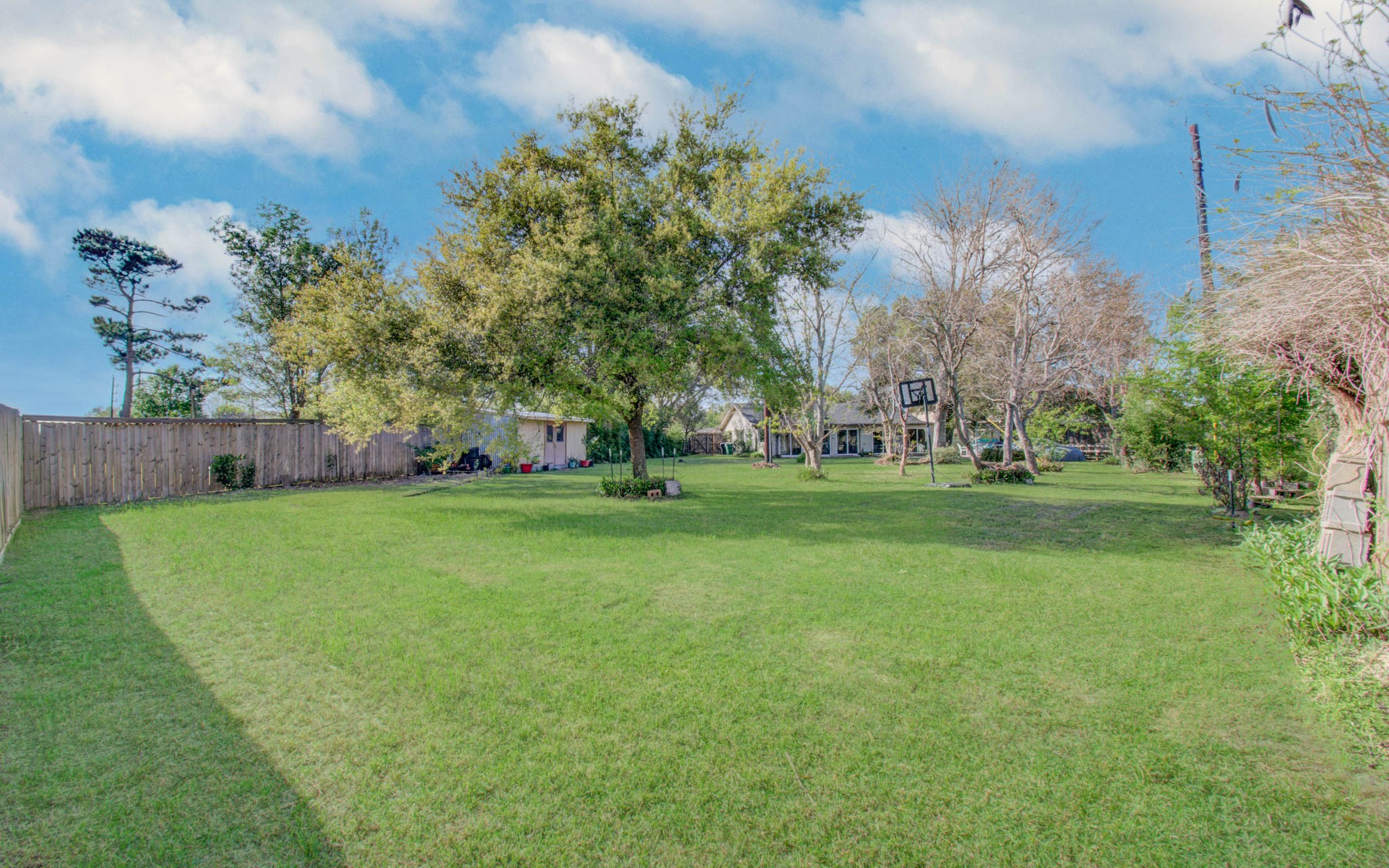 16603 Great Glen Drive Property Photo 5
