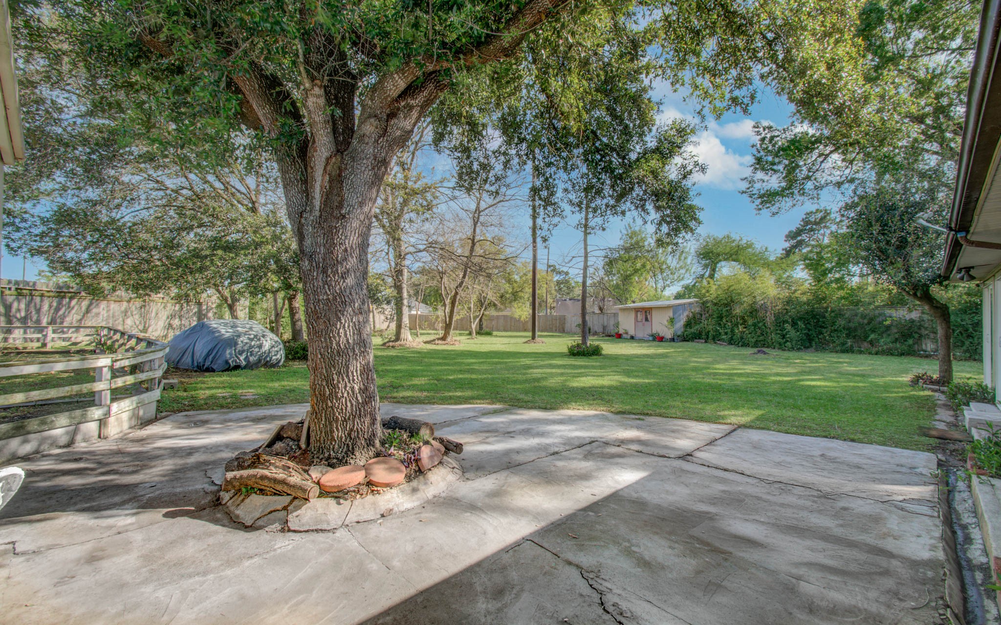16603 Great Glen Drive Property Photo 6