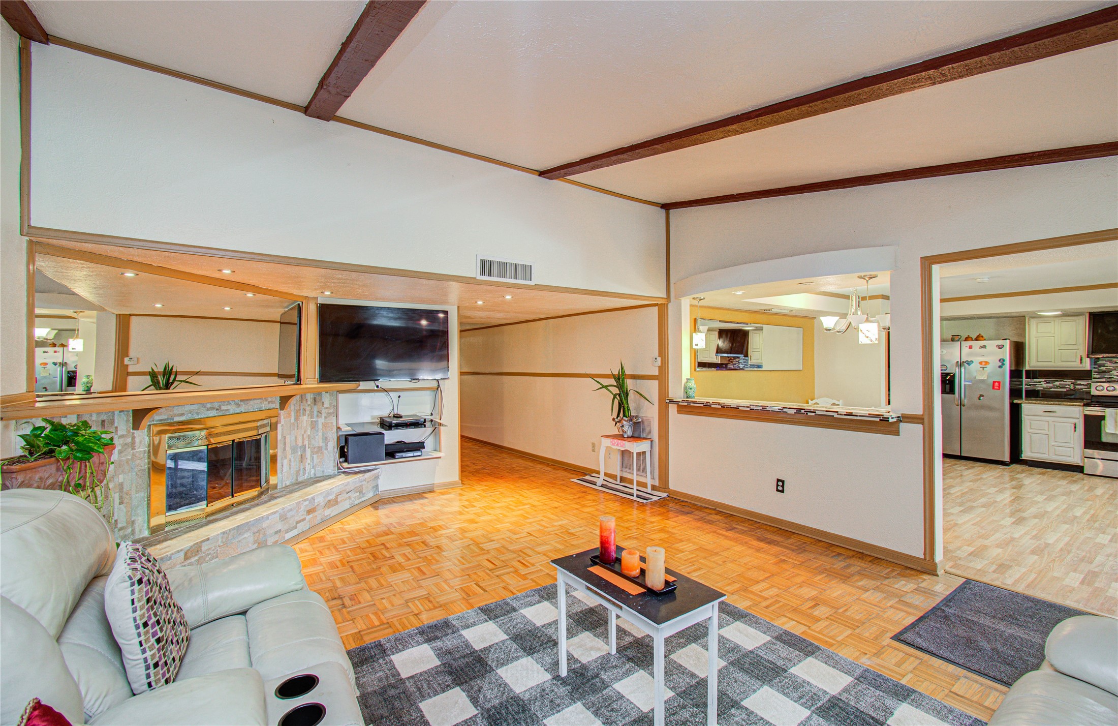 16603 Great Glen Drive Property Photo 11