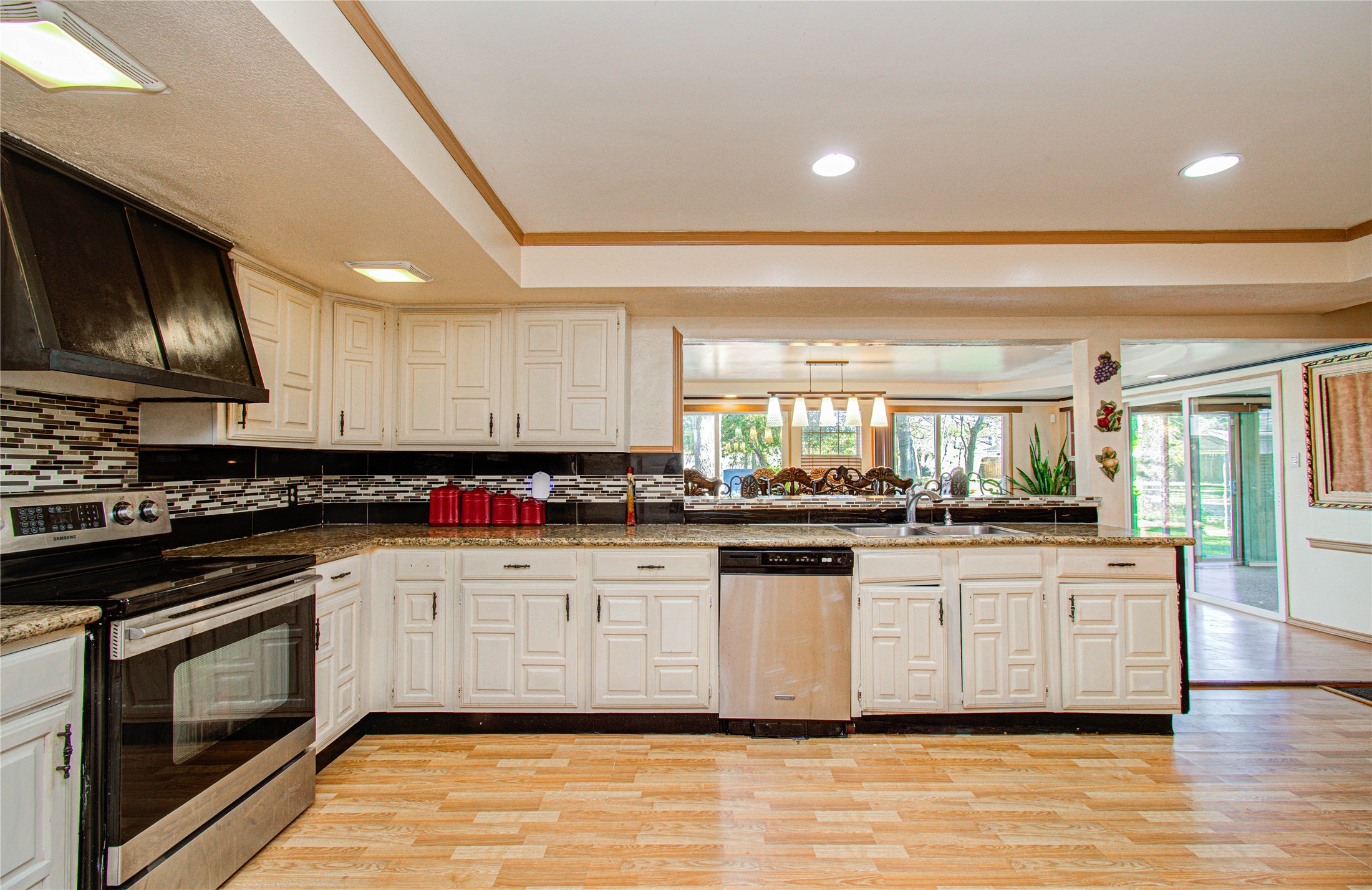 16603 Great Glen Drive Property Photo 26