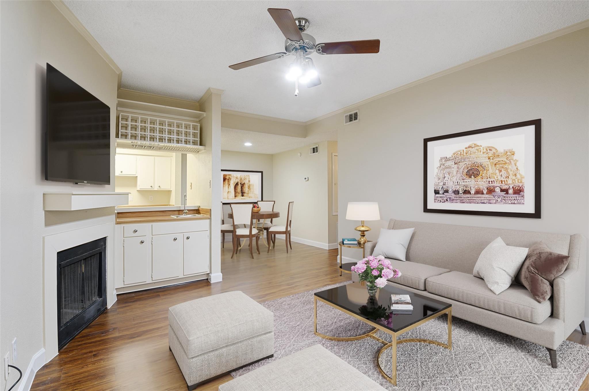 2125 Augusta Drive # 27, Houston TX 77057 Property Photo 1
