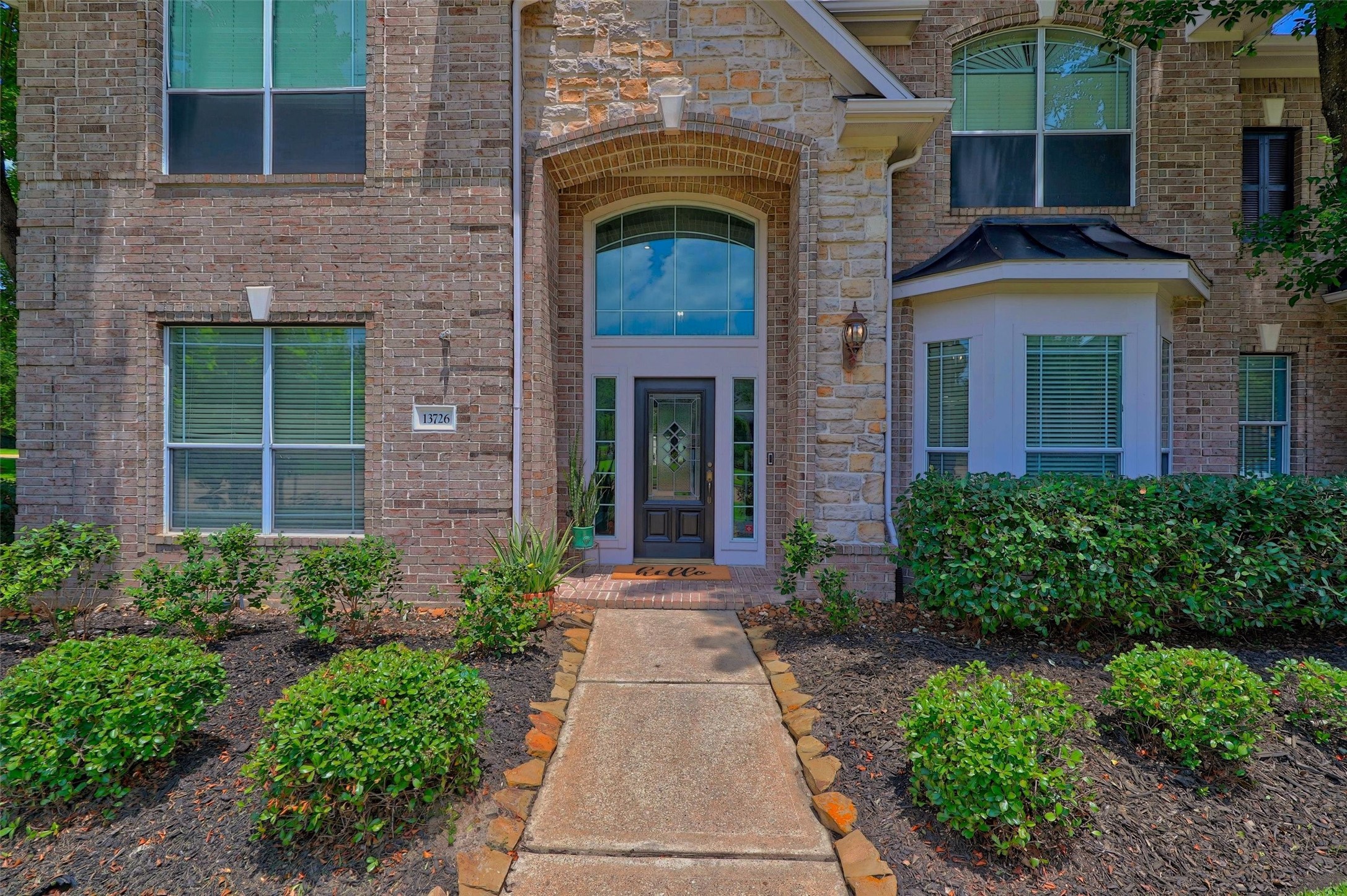 13726 Magnolia Manor Drive Property Photo 3