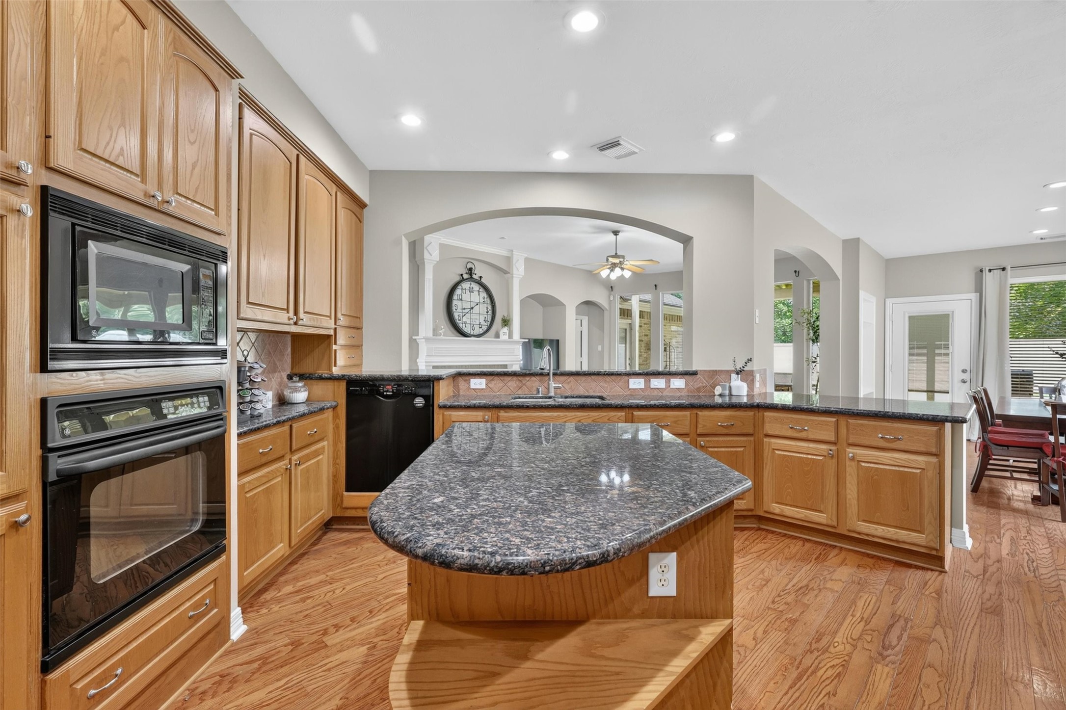 13726 Magnolia Manor Drive Property Photo 15