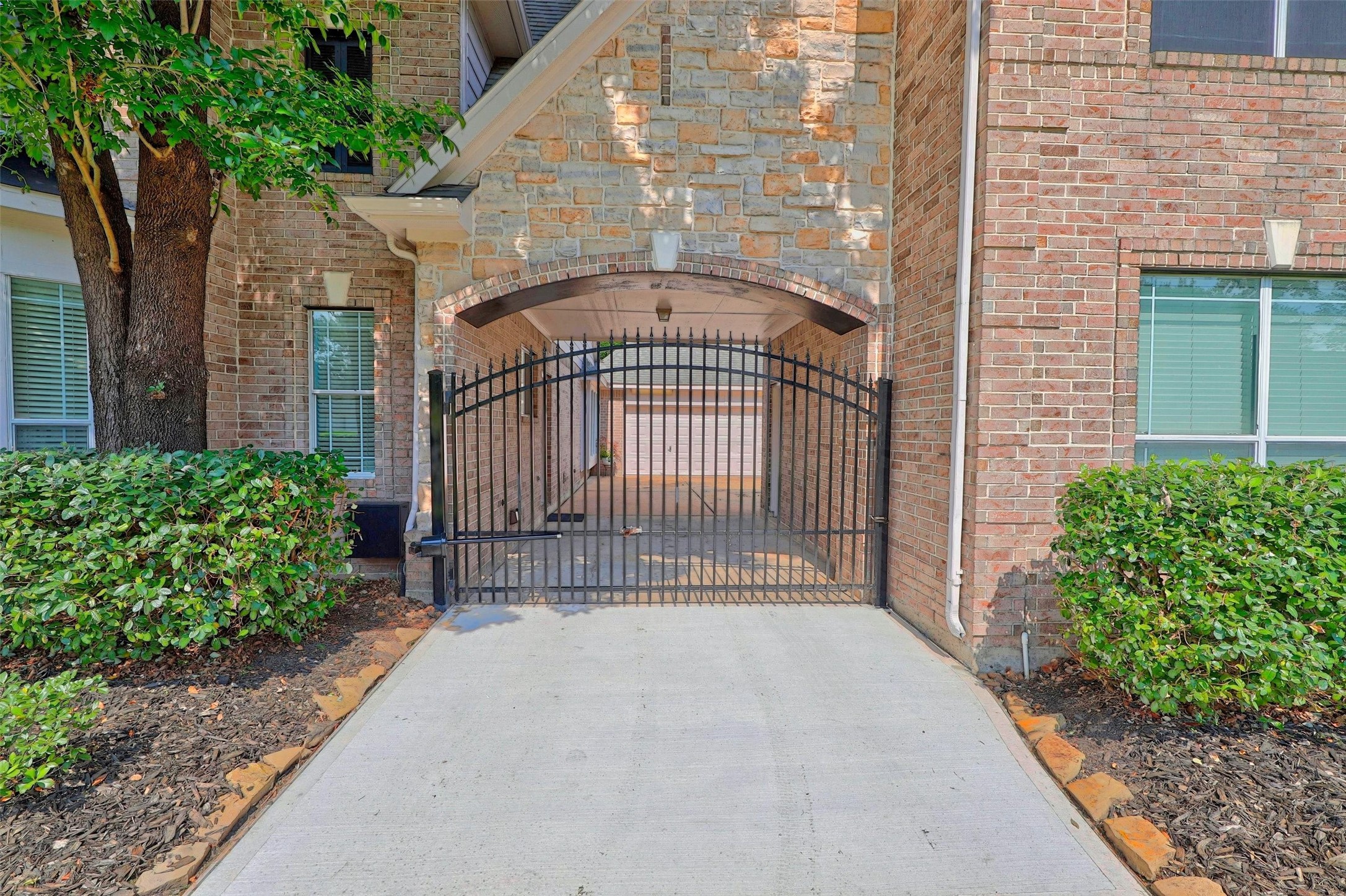 13726 Magnolia Manor Drive Property Photo 46