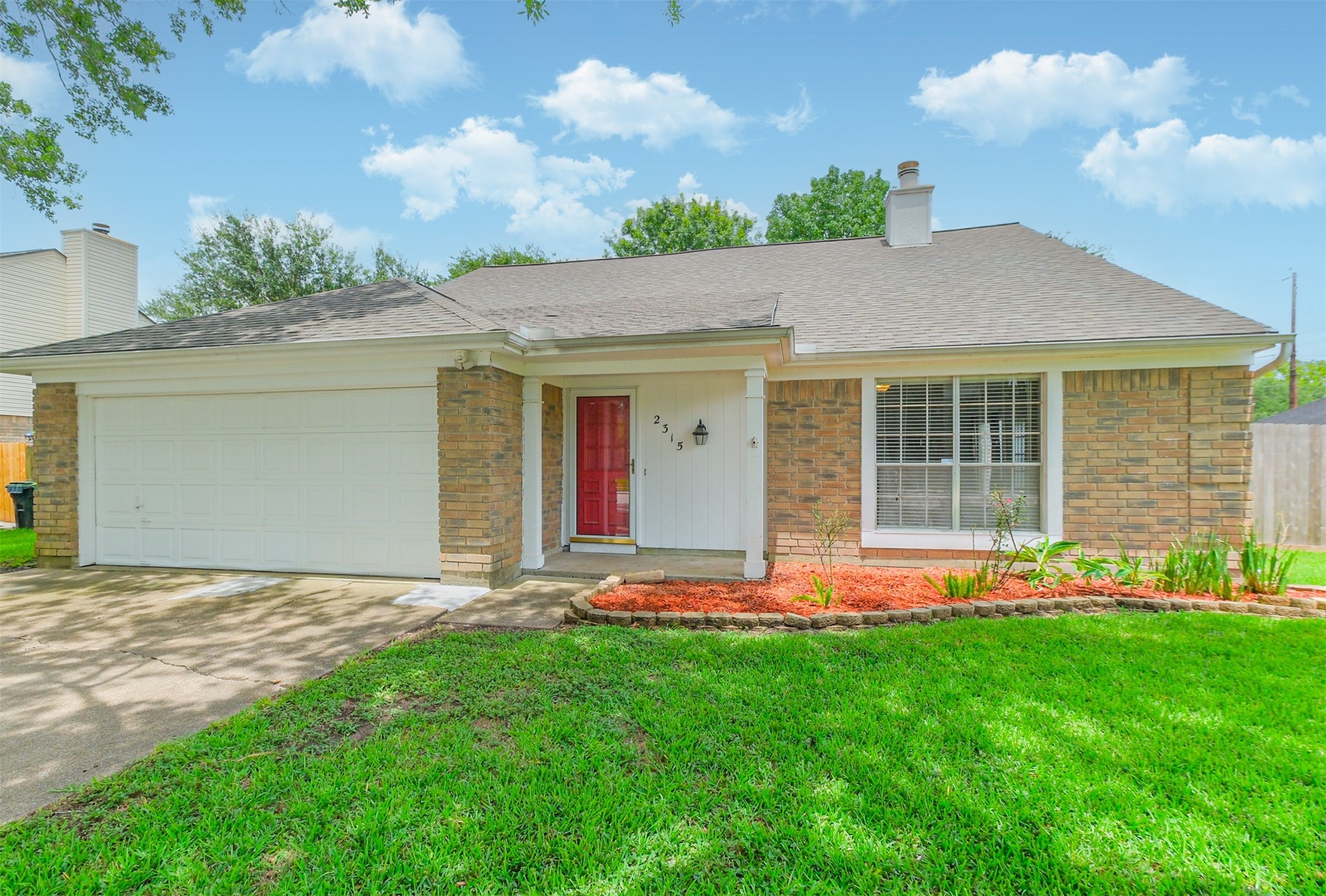 2315 Cunningham Drive Property Photo 1