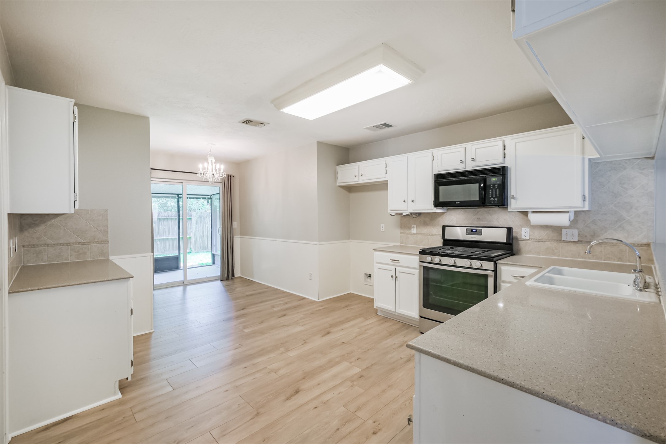 2315 Cunningham Drive Property Photo 7
