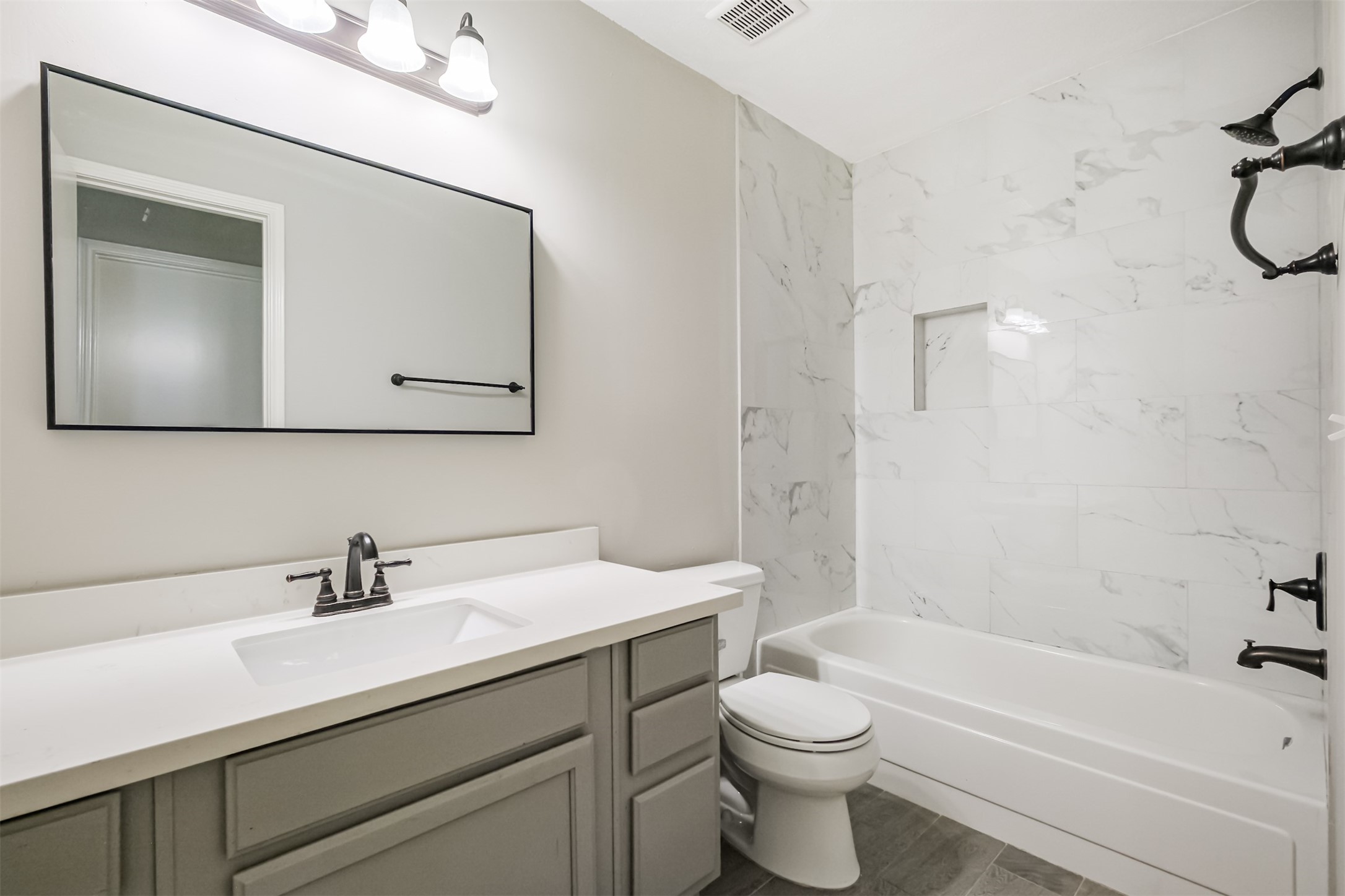 2315 Cunningham Drive Property Photo 16