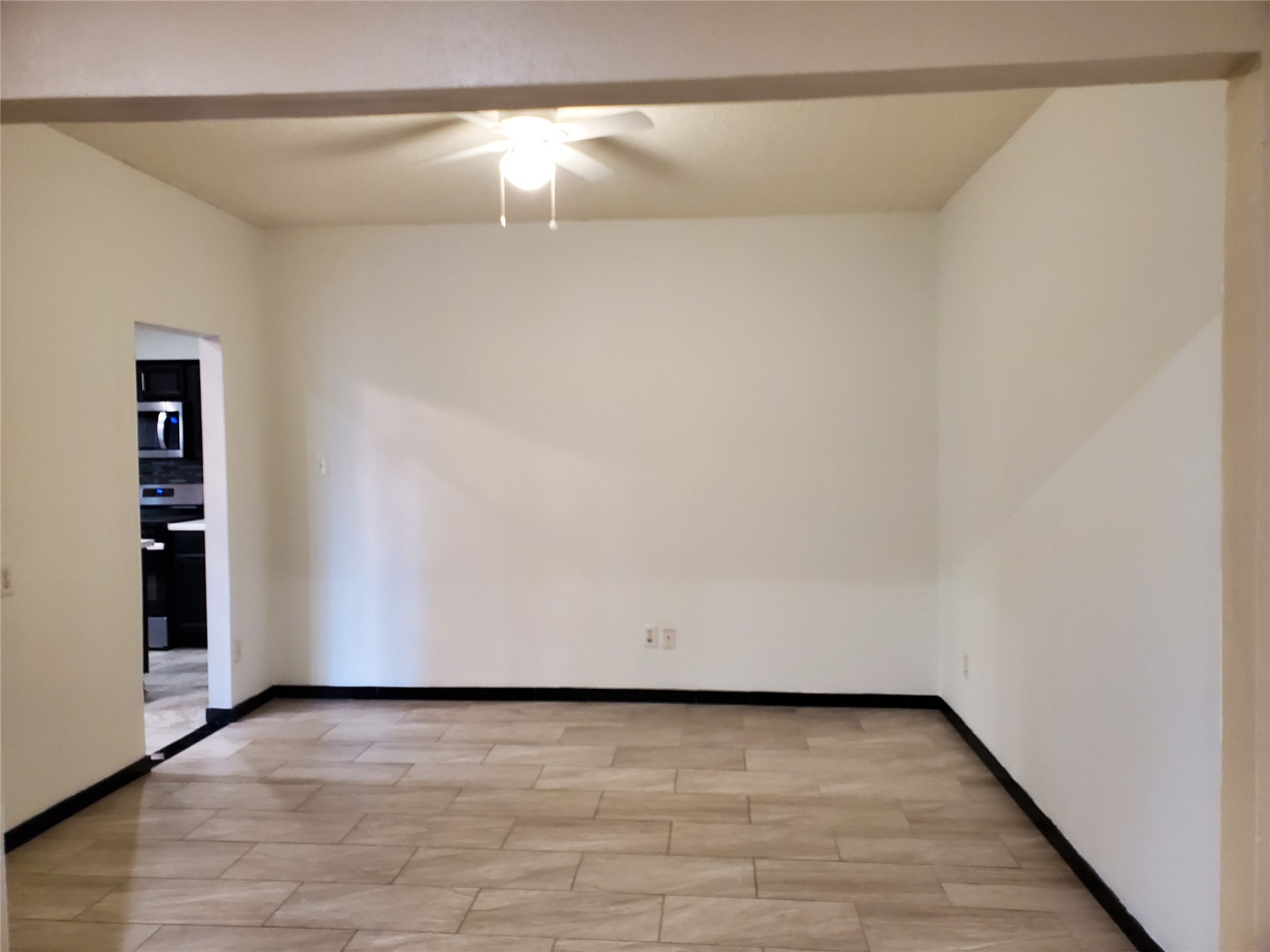 2107 Tower Bridge Road Property Photo 5