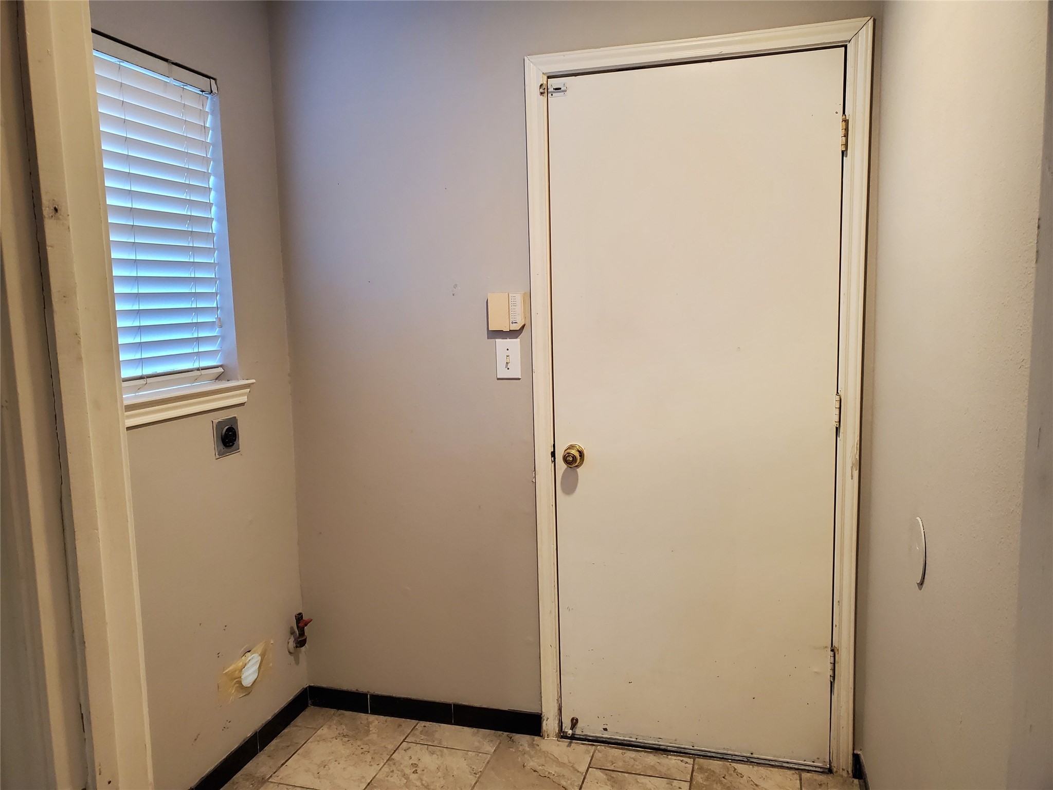 2107 Tower Bridge Road Property Photo 9