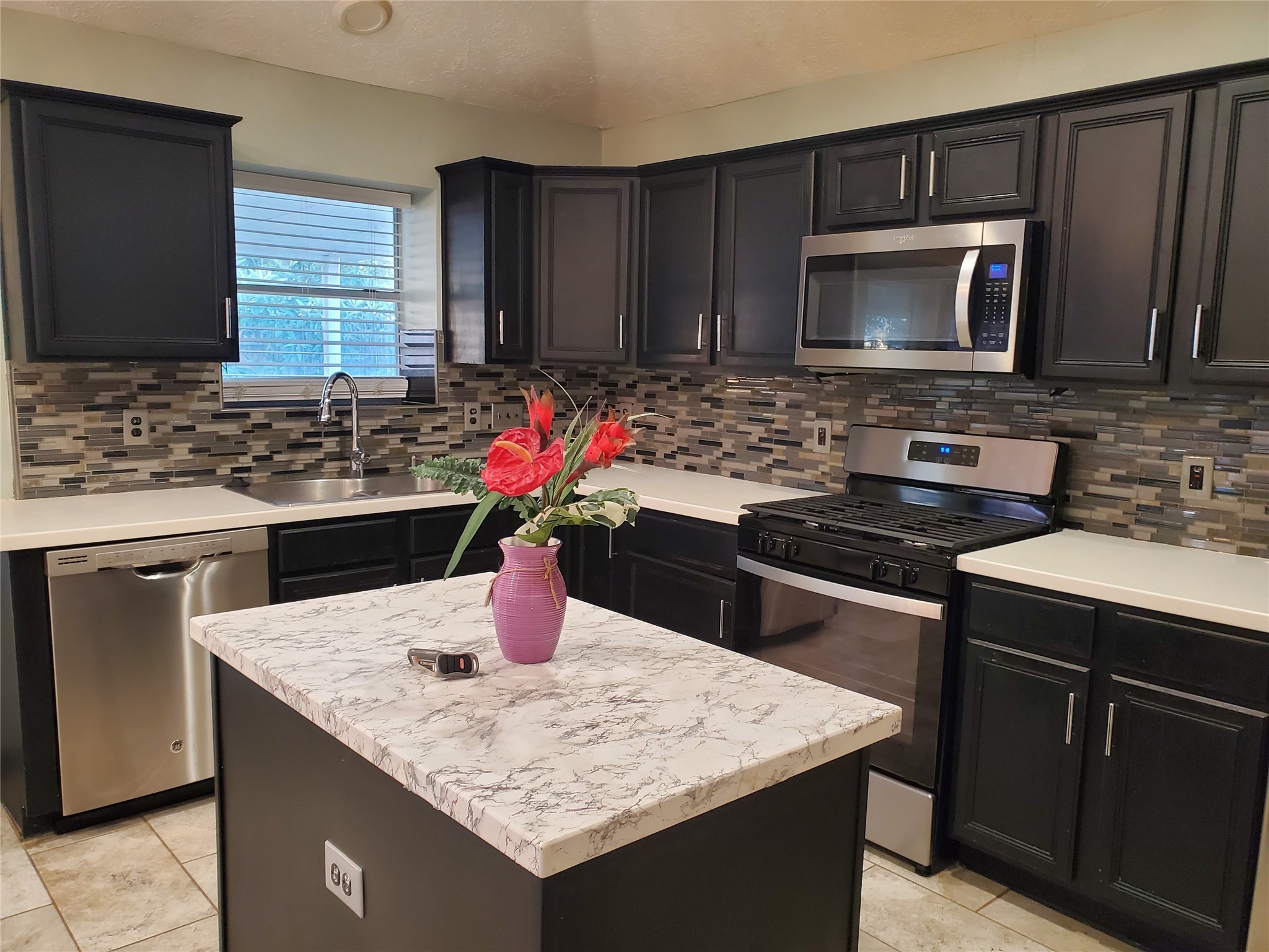 2107 Tower Bridge Road Property Photo 11