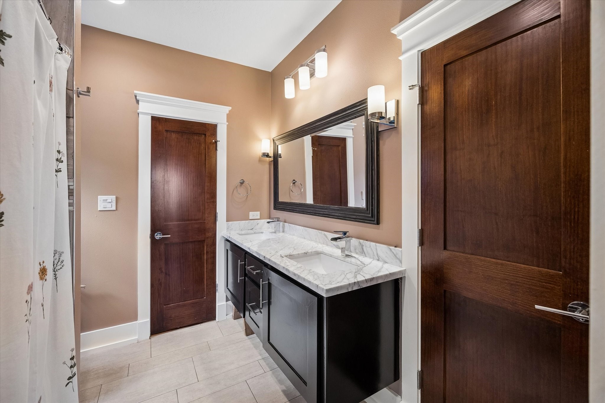 4211 Marlborough Drive Property Photo 20