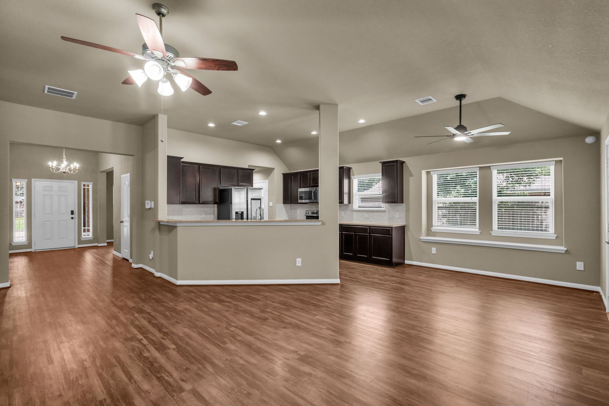 604 Foxmeadow Lane Property Photo 14