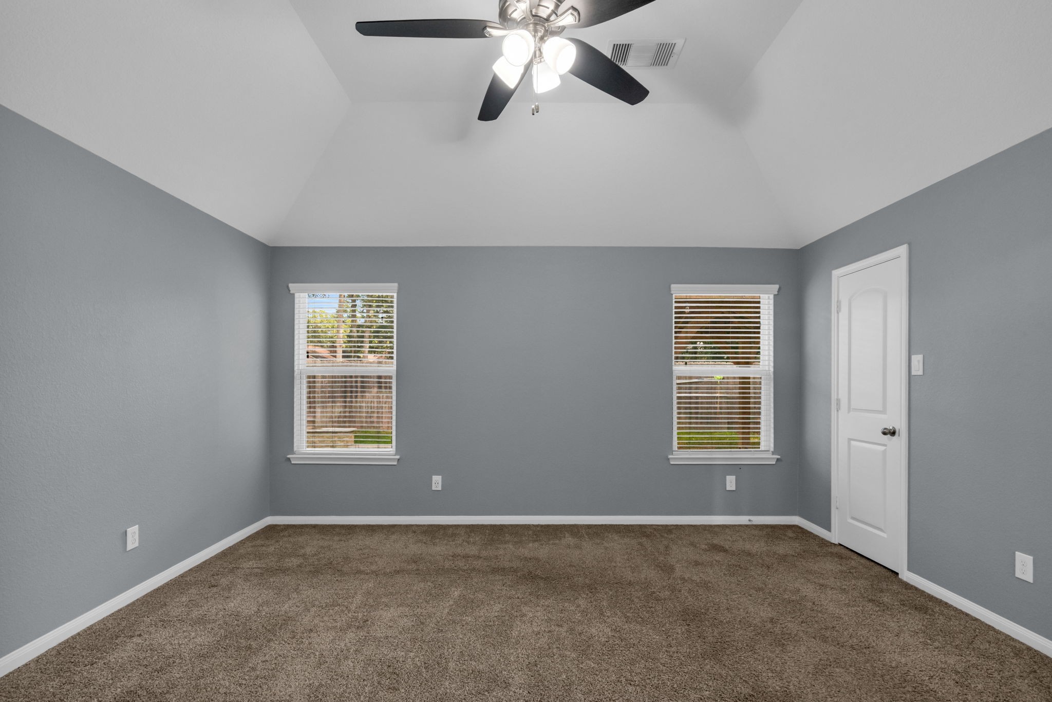 604 Foxmeadow Lane Property Photo 21