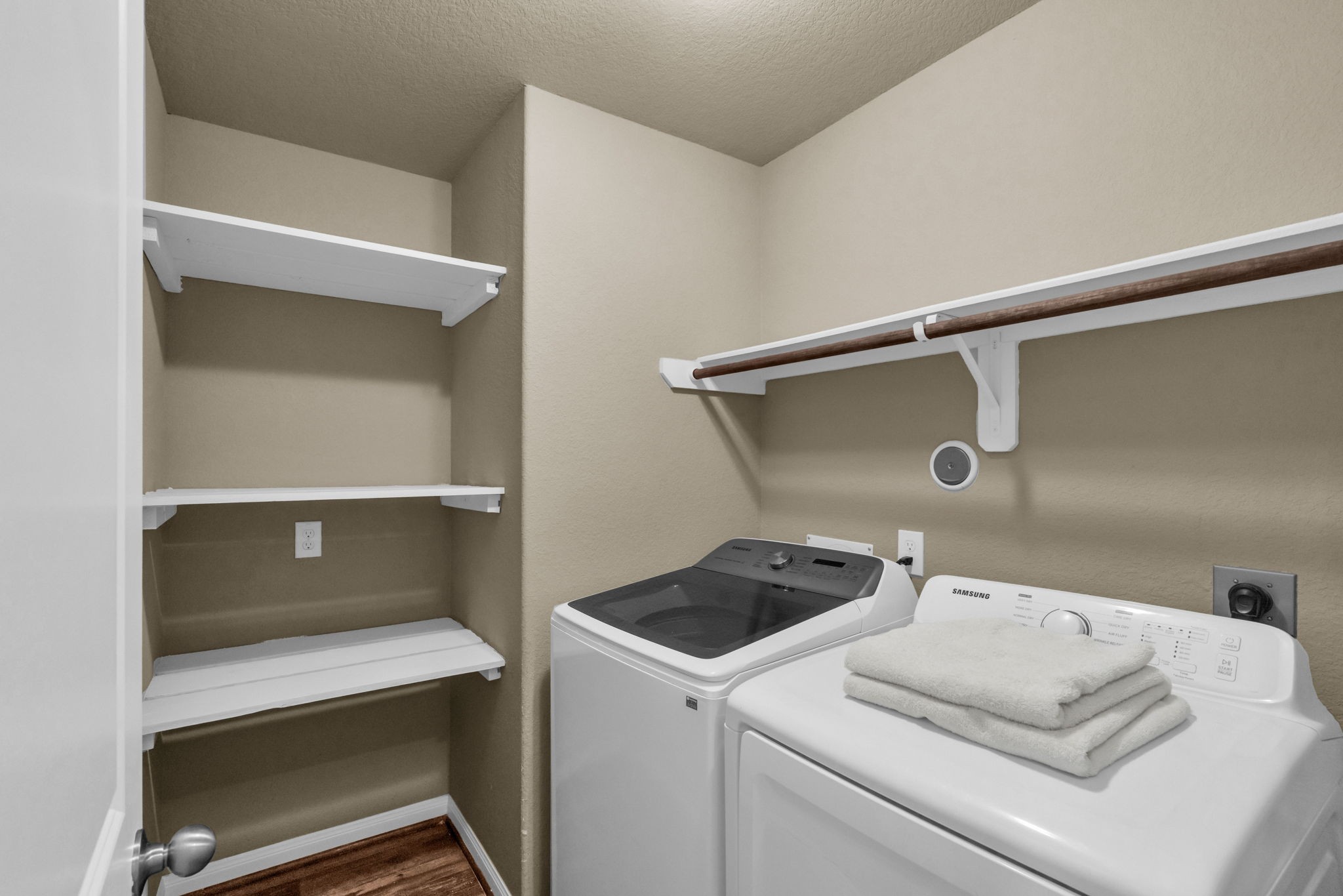 604 Foxmeadow Lane Property Photo 25