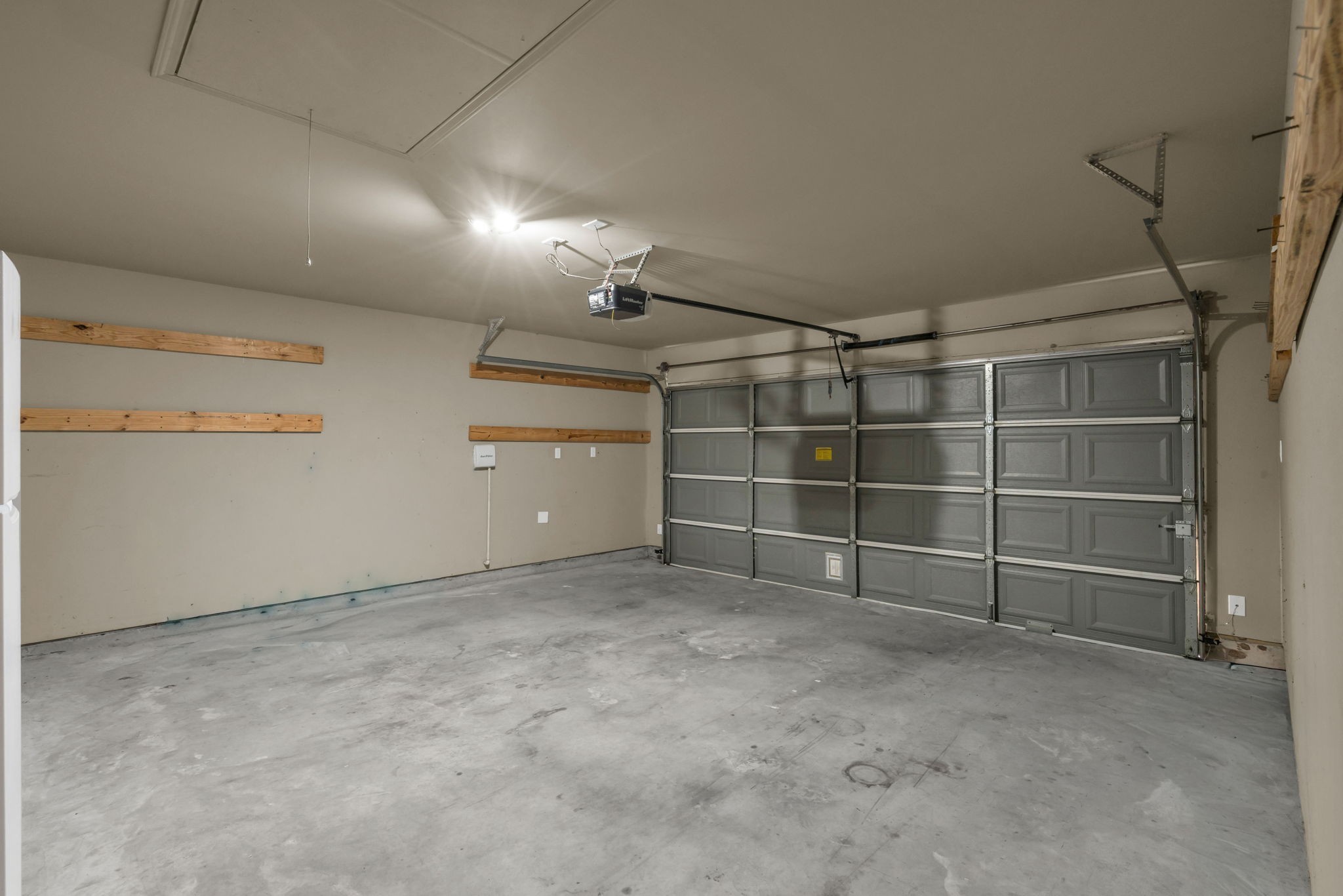 604 Foxmeadow Lane Property Photo 28