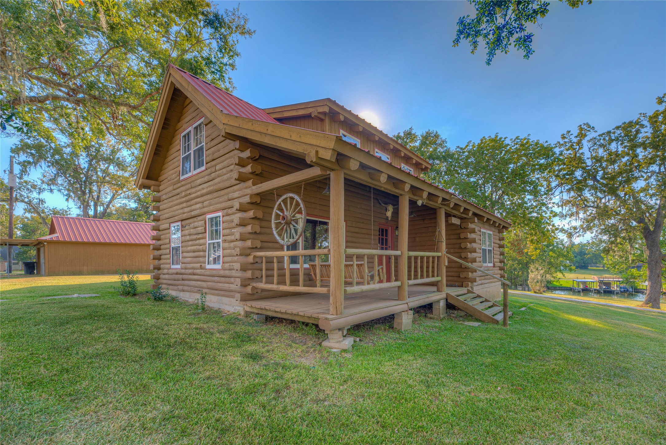 185 Country Lane Property Photo 6