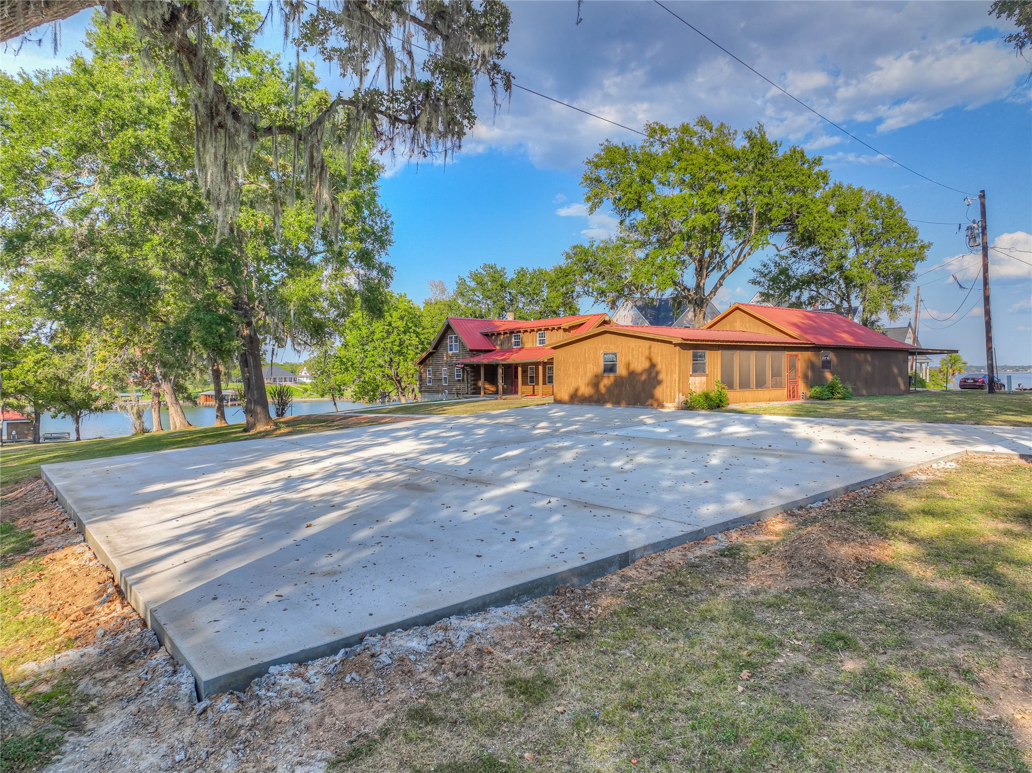 185 Country Lane Property Photo 40
