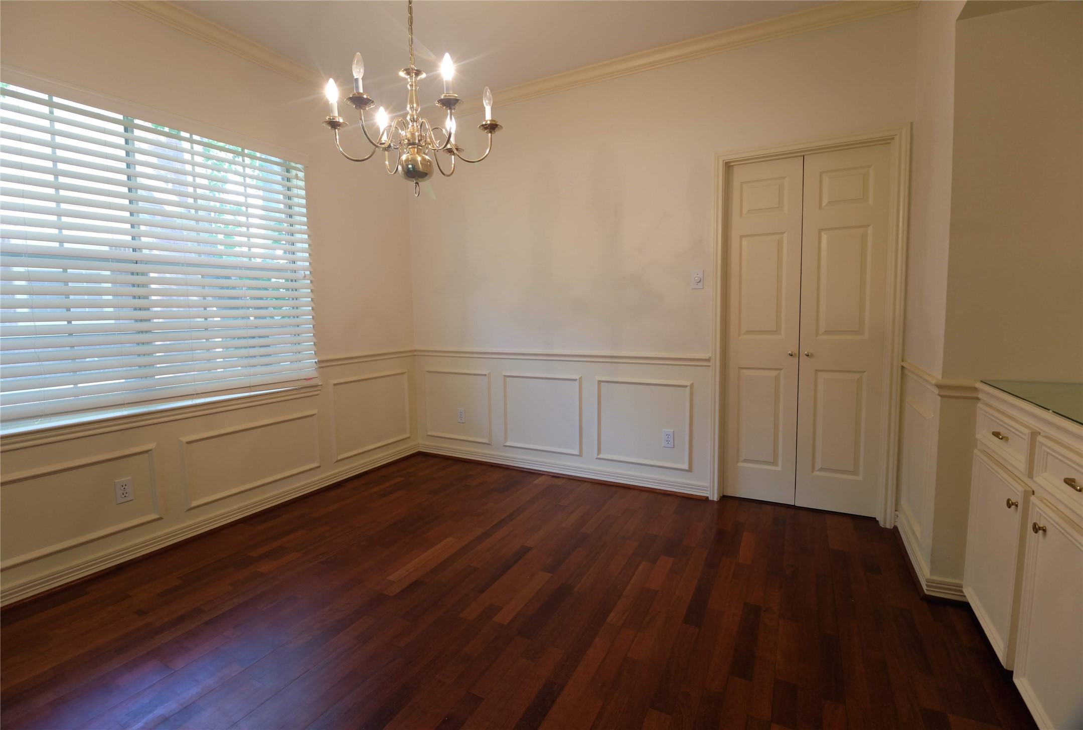 4511 Chestnut Meadow Drive Property Photo 9