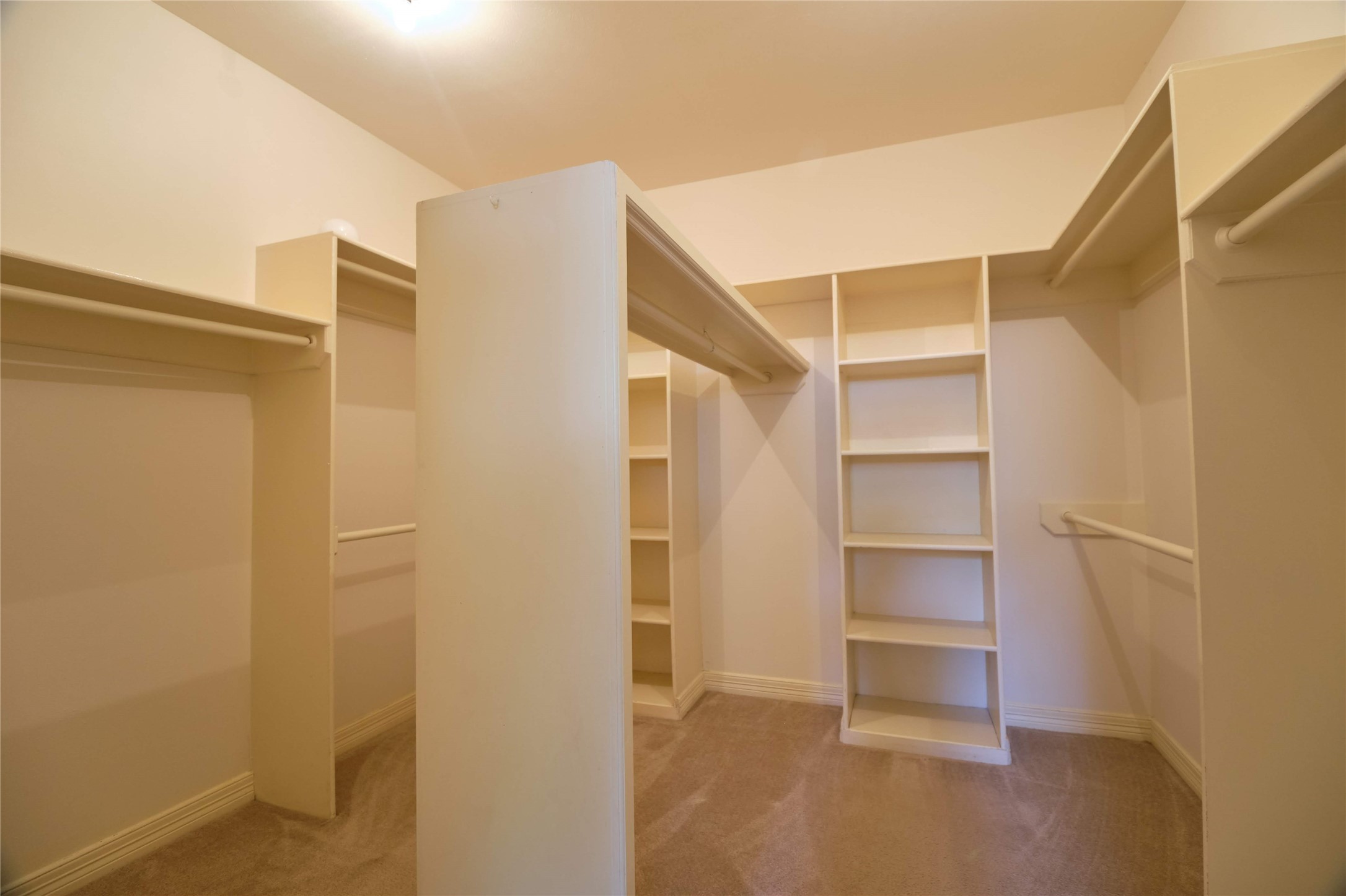4511 Chestnut Meadow Drive Property Photo 16