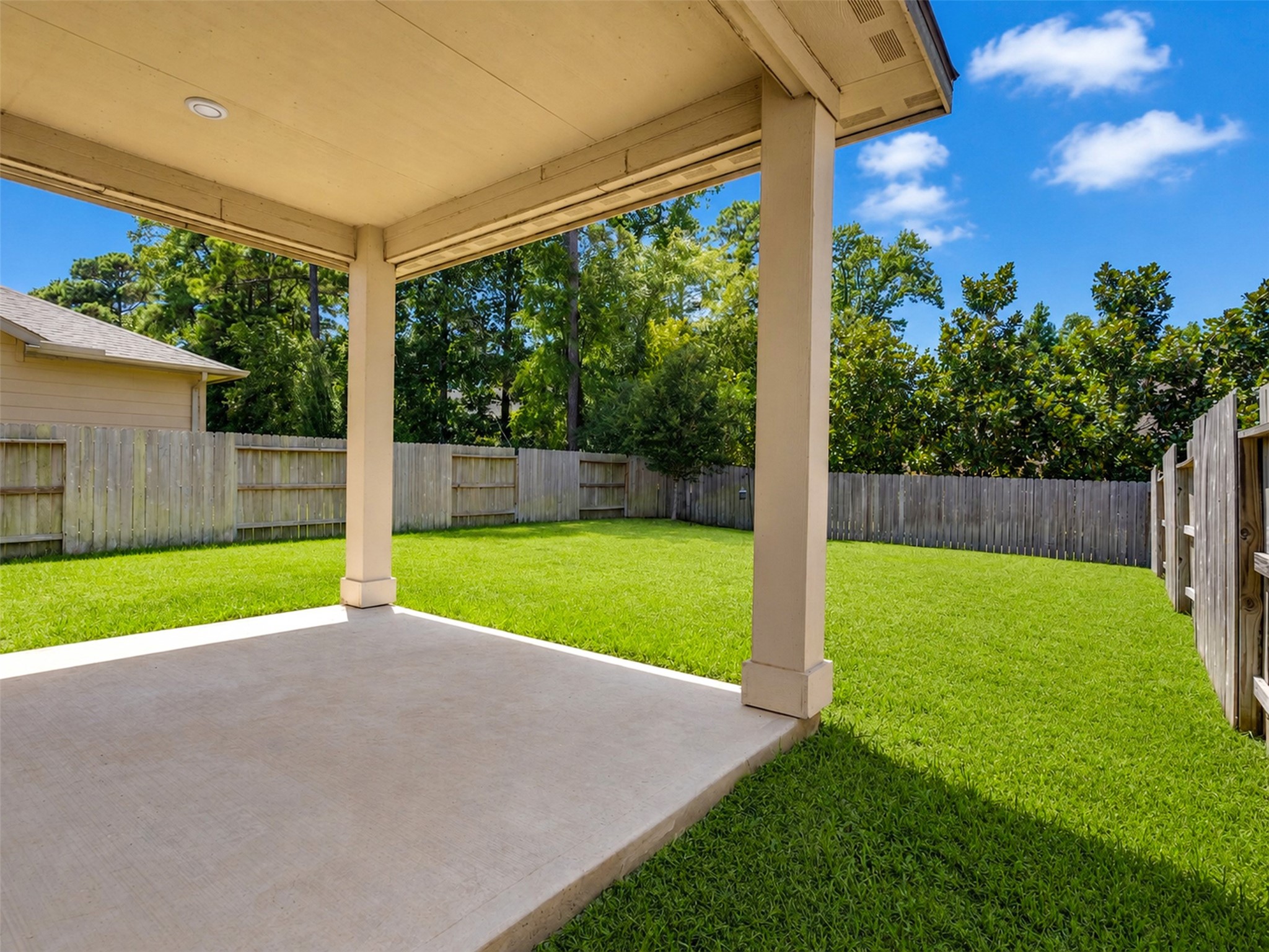 7087 Silverleaf Oak Street Property Photo 24