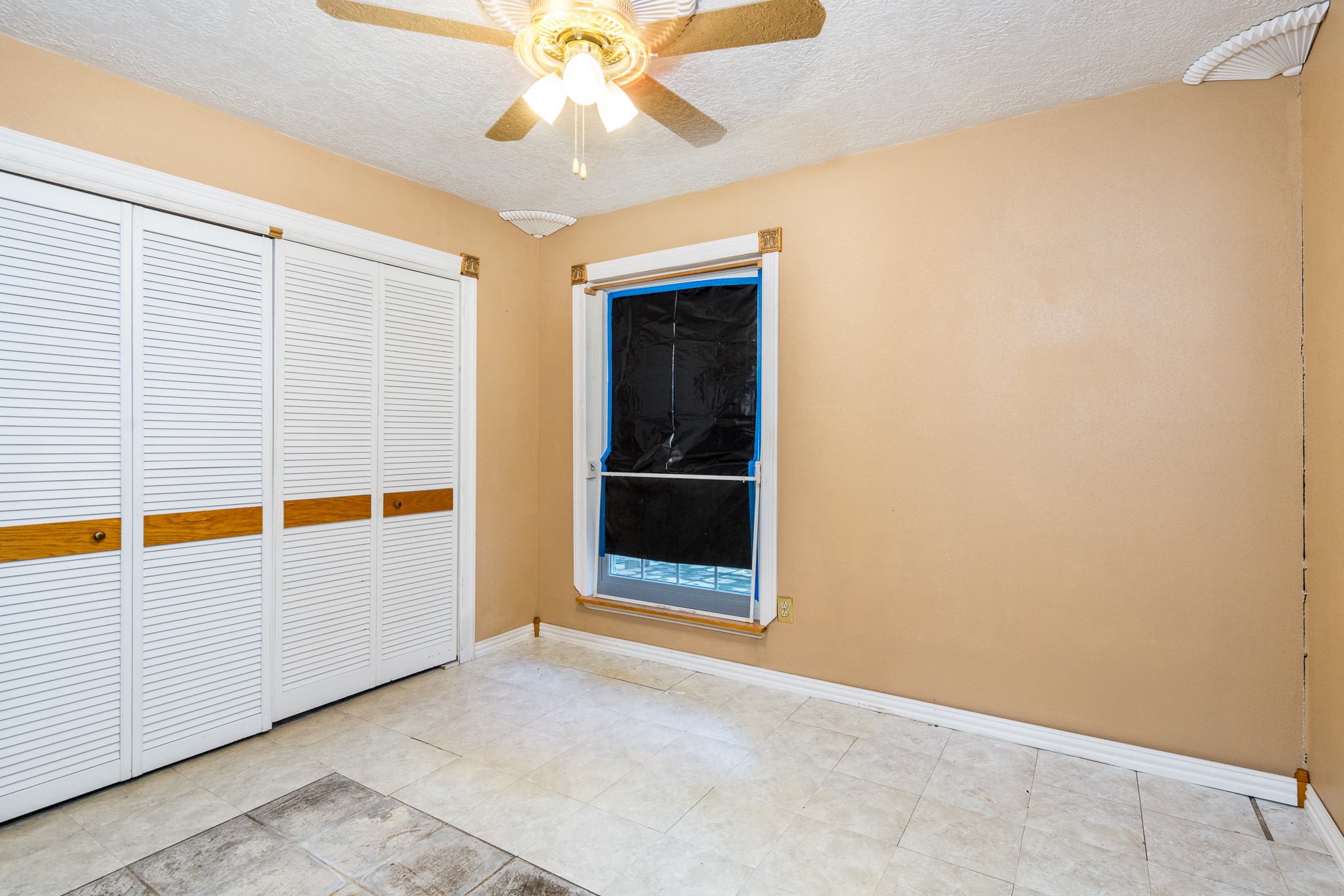 2015 Round Lake Drive Property Photo 23