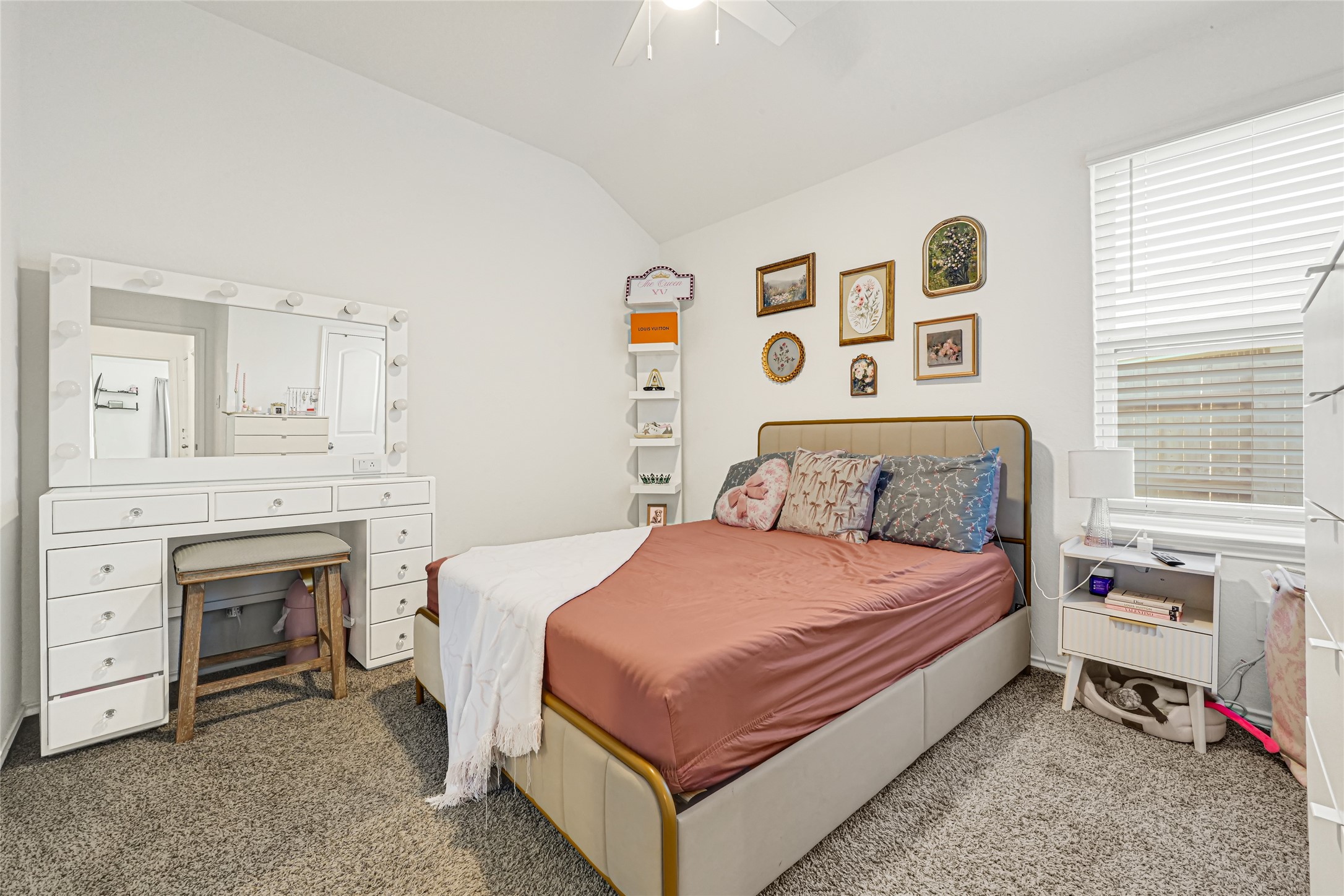 210 Coral Drift Court Property Photo 7