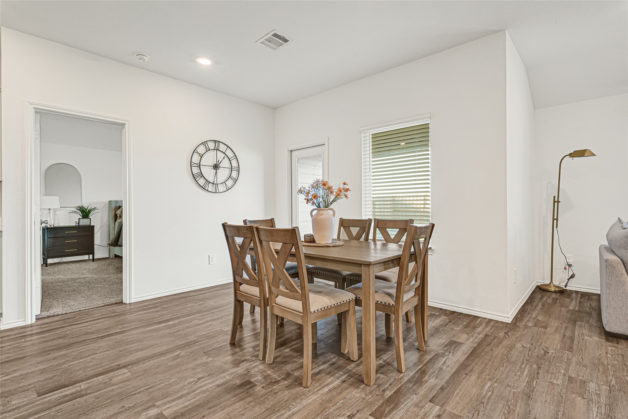 210 Coral Drift Court Property Photo 11
